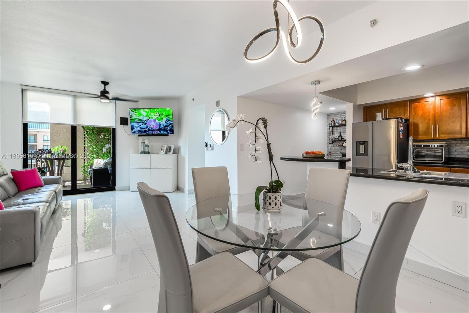 Waverly at Las Olas · #1413 in Fort Lauderdale - Photo 1