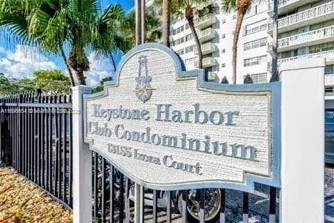 KEYSTONE HARBOR CLUB COND · #603 in North Miami - Photo 27