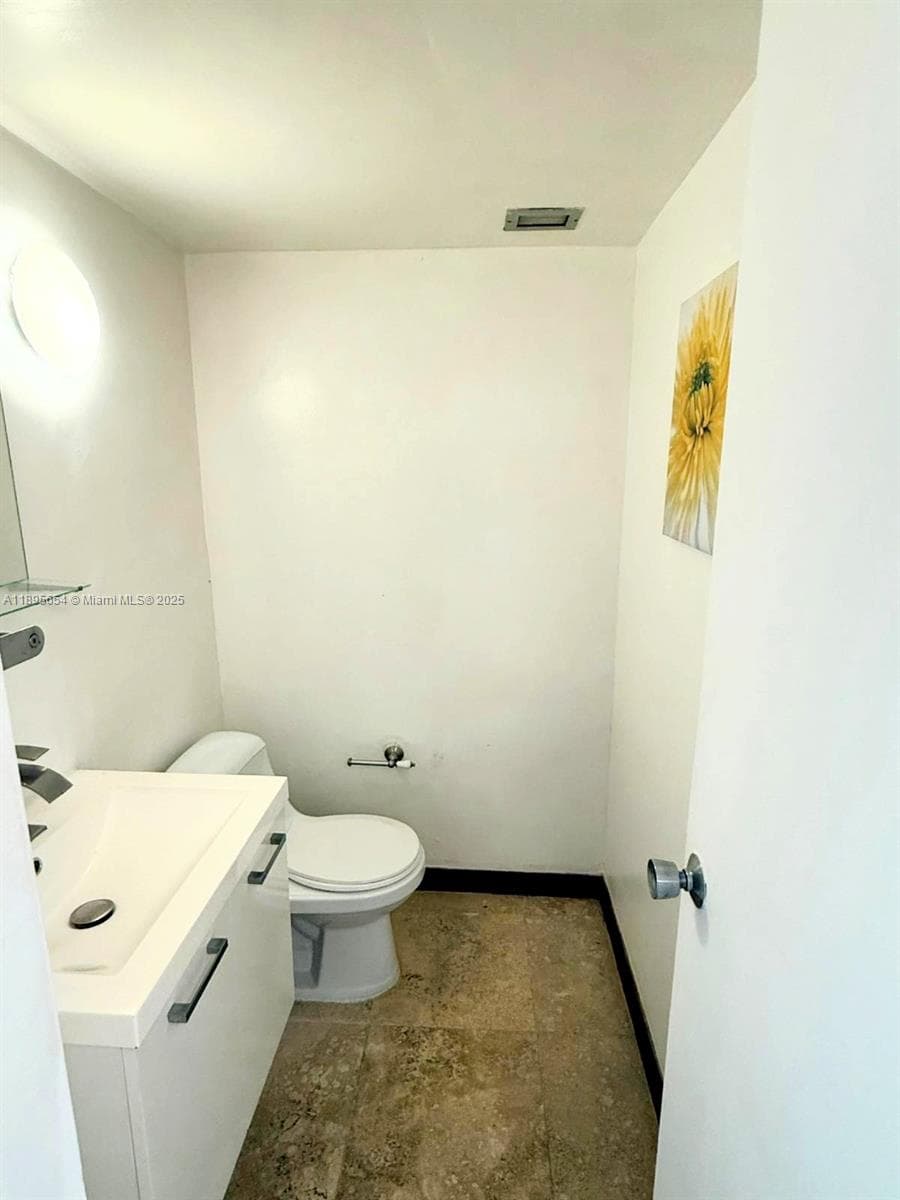 KEYSTONE HARBOR CLUB COND · #603 in North Miami - Photo 16