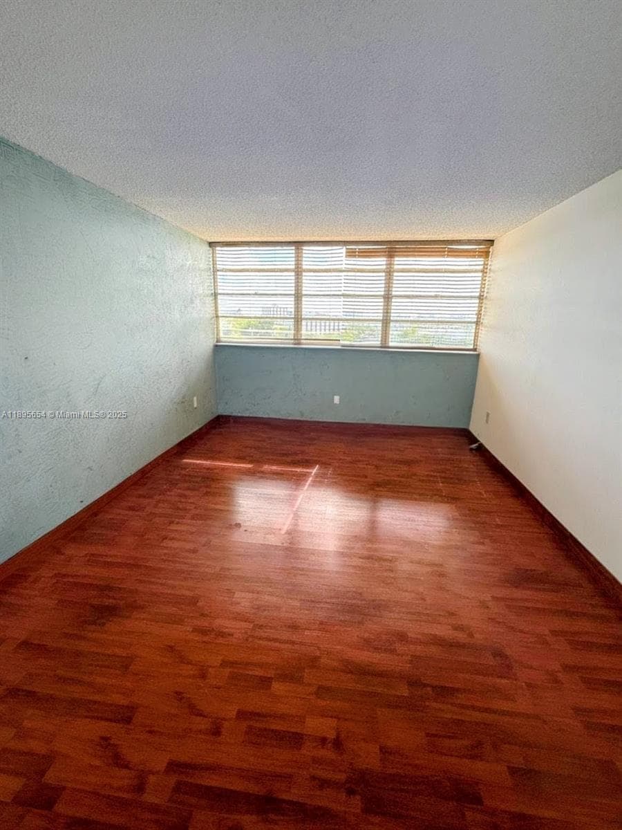 KEYSTONE HARBOR CLUB COND · #603 in North Miami - Photo 12