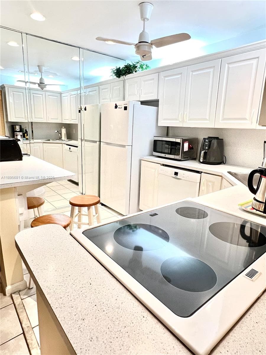 BAY COLONY CLUB CONDO · #2 in Fort Lauderdale - Photo 6