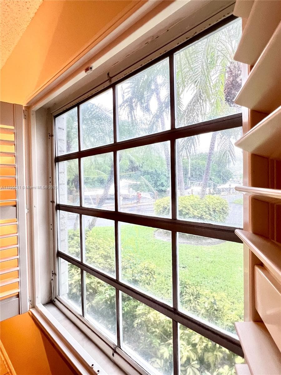BAY COLONY CLUB CONDO · #2 in Fort Lauderdale - Photo 9