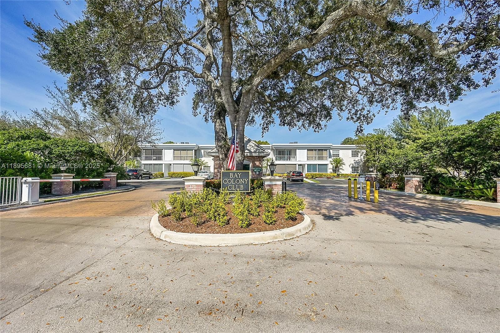 BAY COLONY CLUB CONDO · #2 in Fort Lauderdale - Photo 29