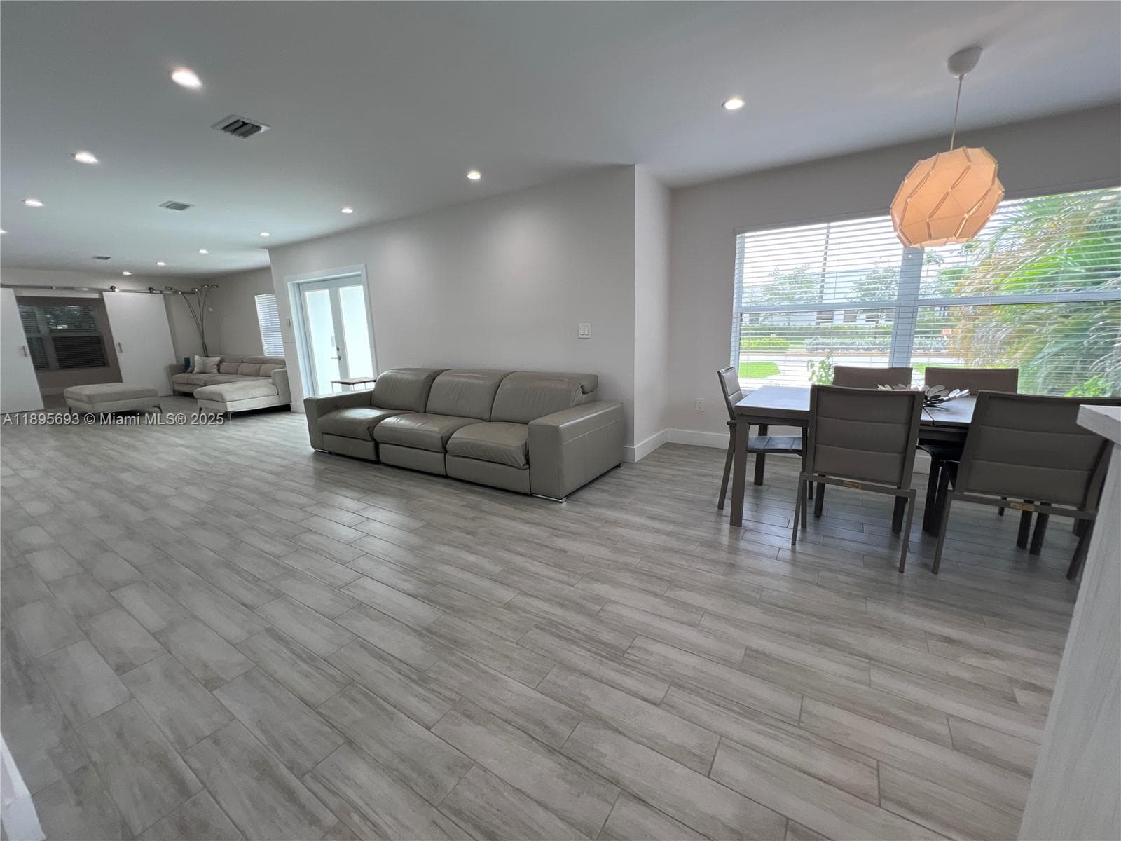 1405 N 46th Ave #1405 photo 6