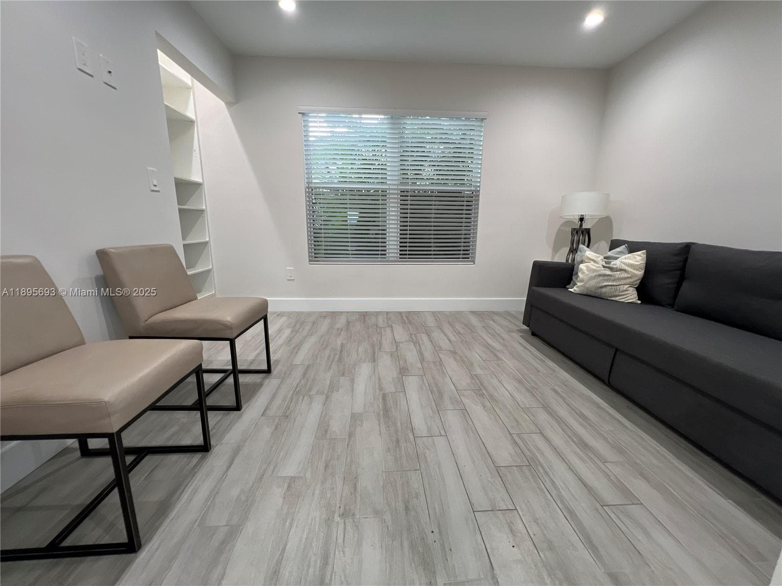 1405 N 46th Ave #1405 photo 8