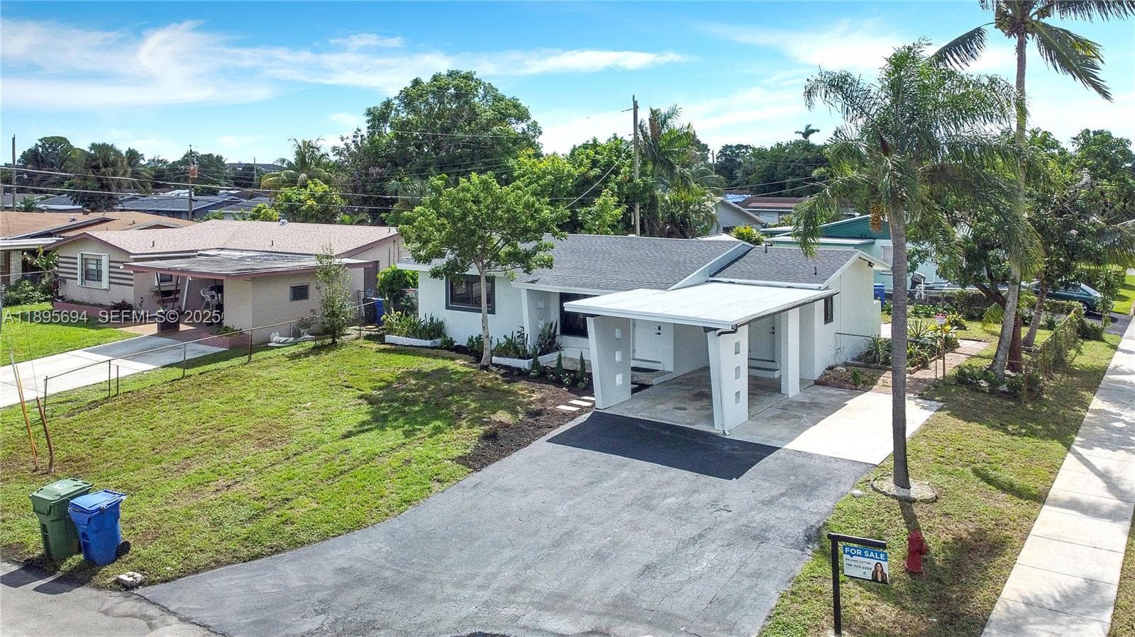 2880 SW 2nd St photo 2