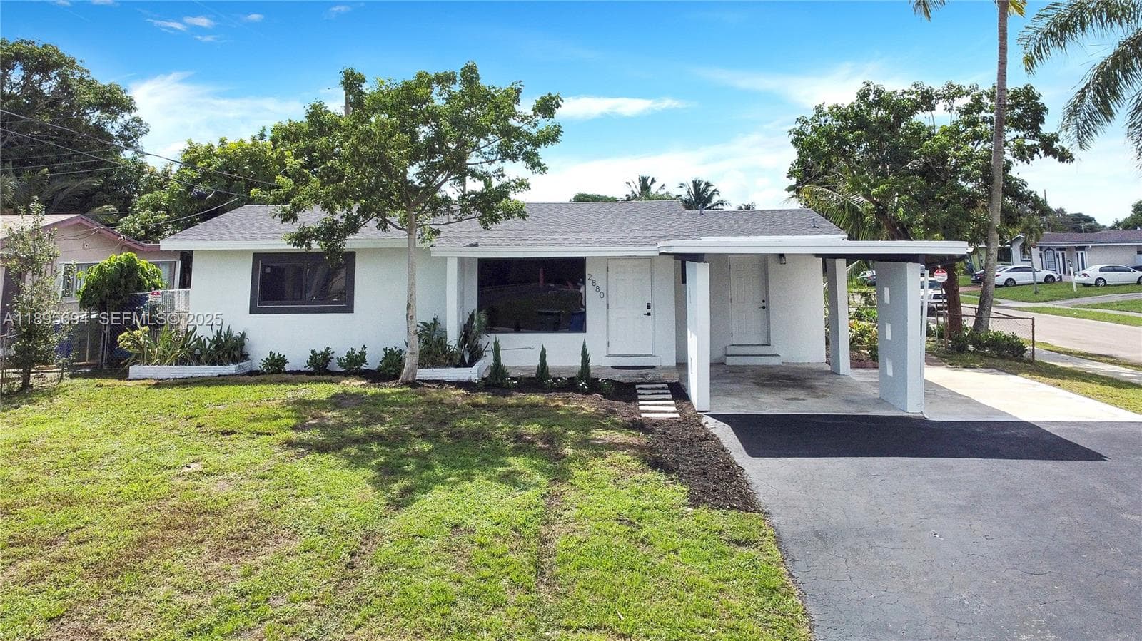 2880 SW 2nd St photo 1