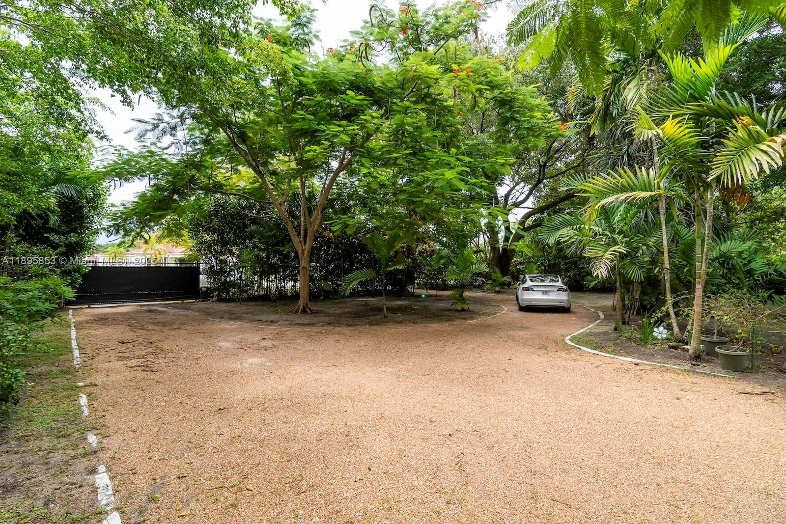 14000 N Miami Ave photo 13