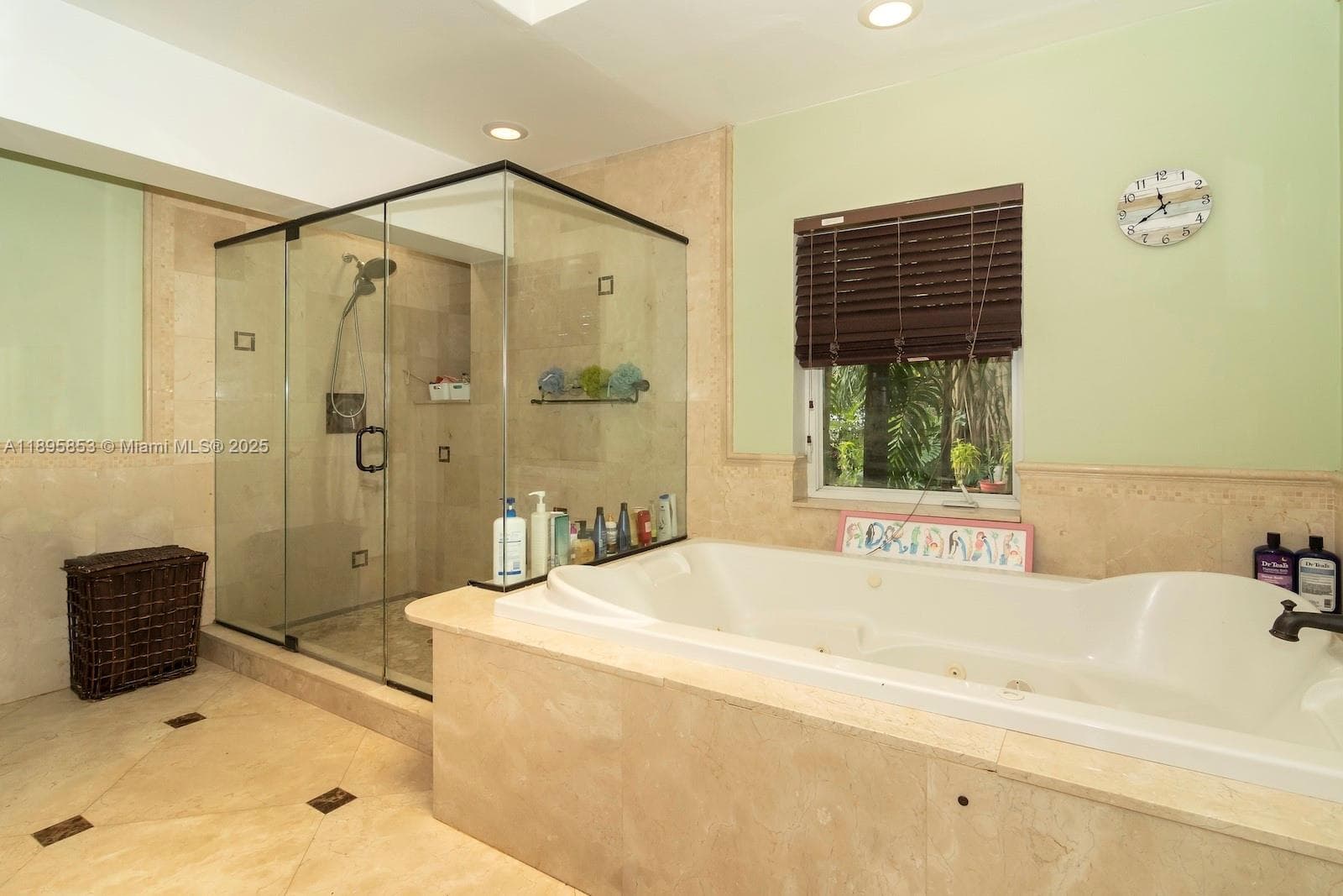 14000 N Miami Ave photo 67