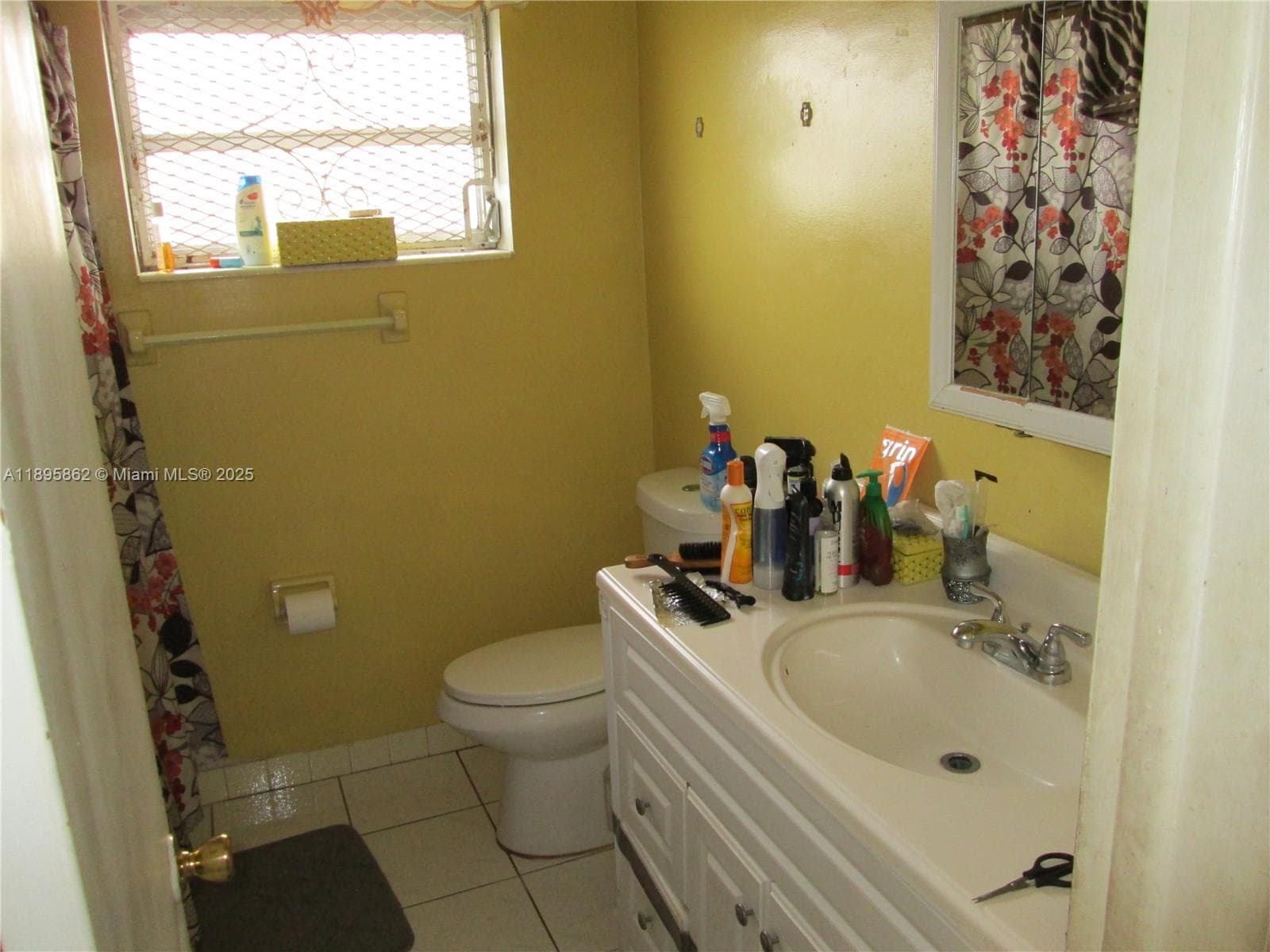 3346 NW 23rd Ct photo 17