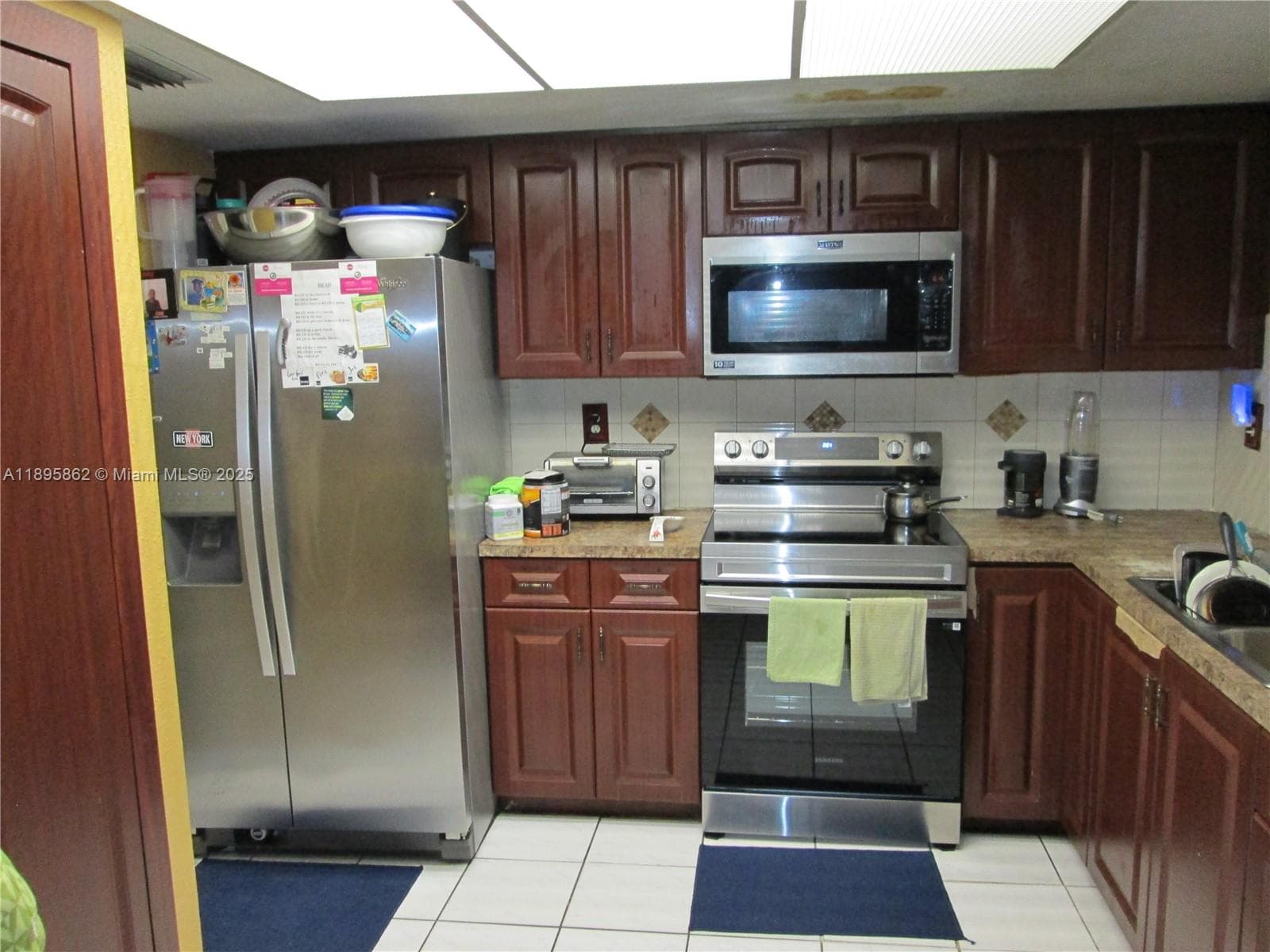 3346 NW 23rd Ct photo 9