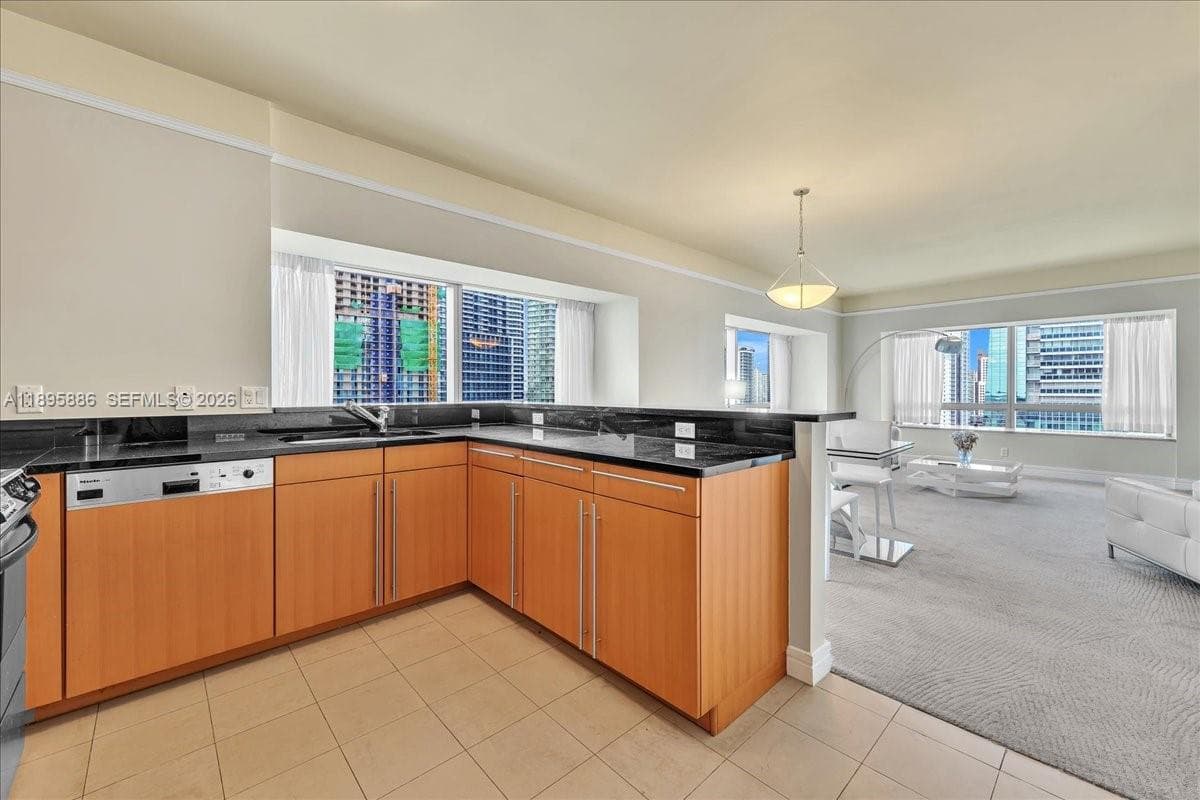 MILLENNIUM TOWER CONDOMIN · #3112 in Miami - Photo 28