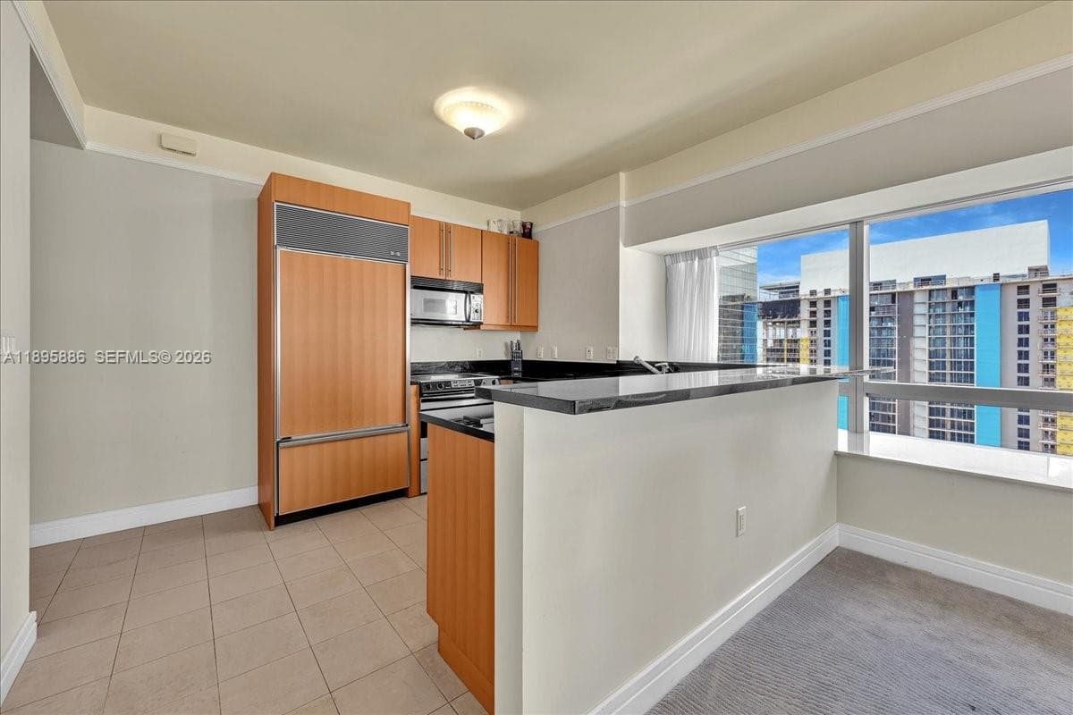 MILLENNIUM TOWER CONDOMIN · #3112 in Miami - Photo 33