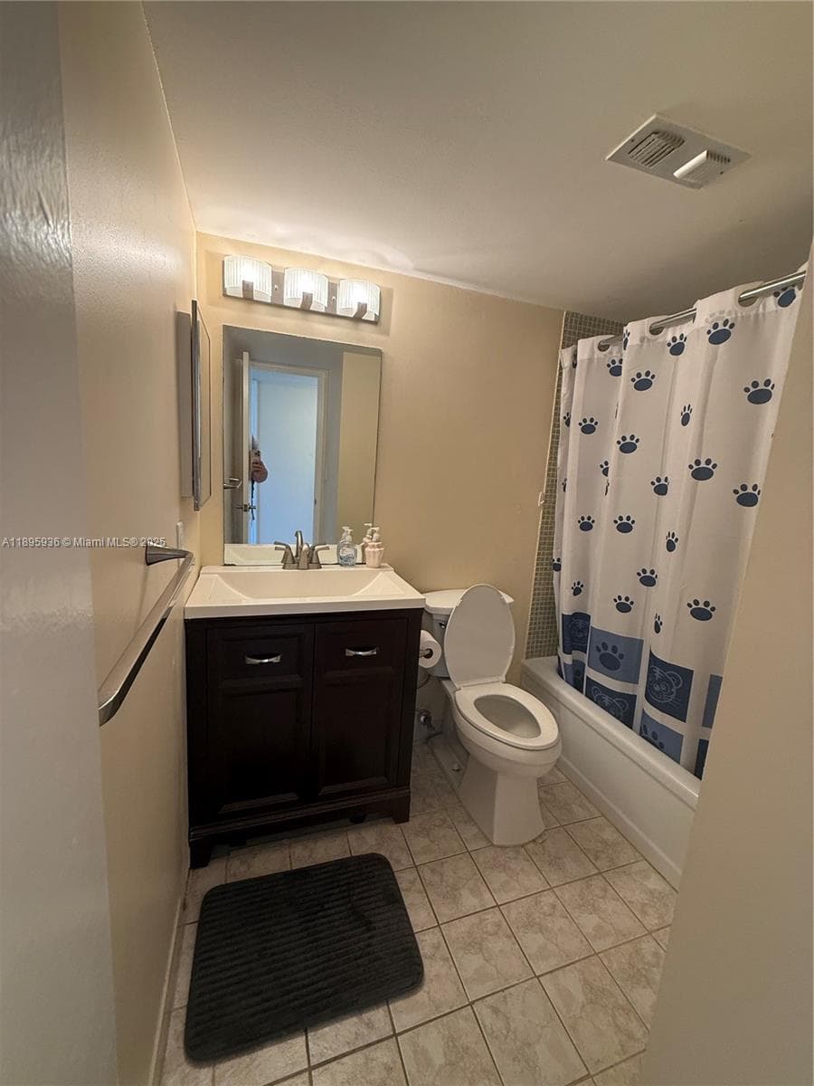 CASA LA QUINTA CONDO · #406D in Pompano Beach - Photo 8