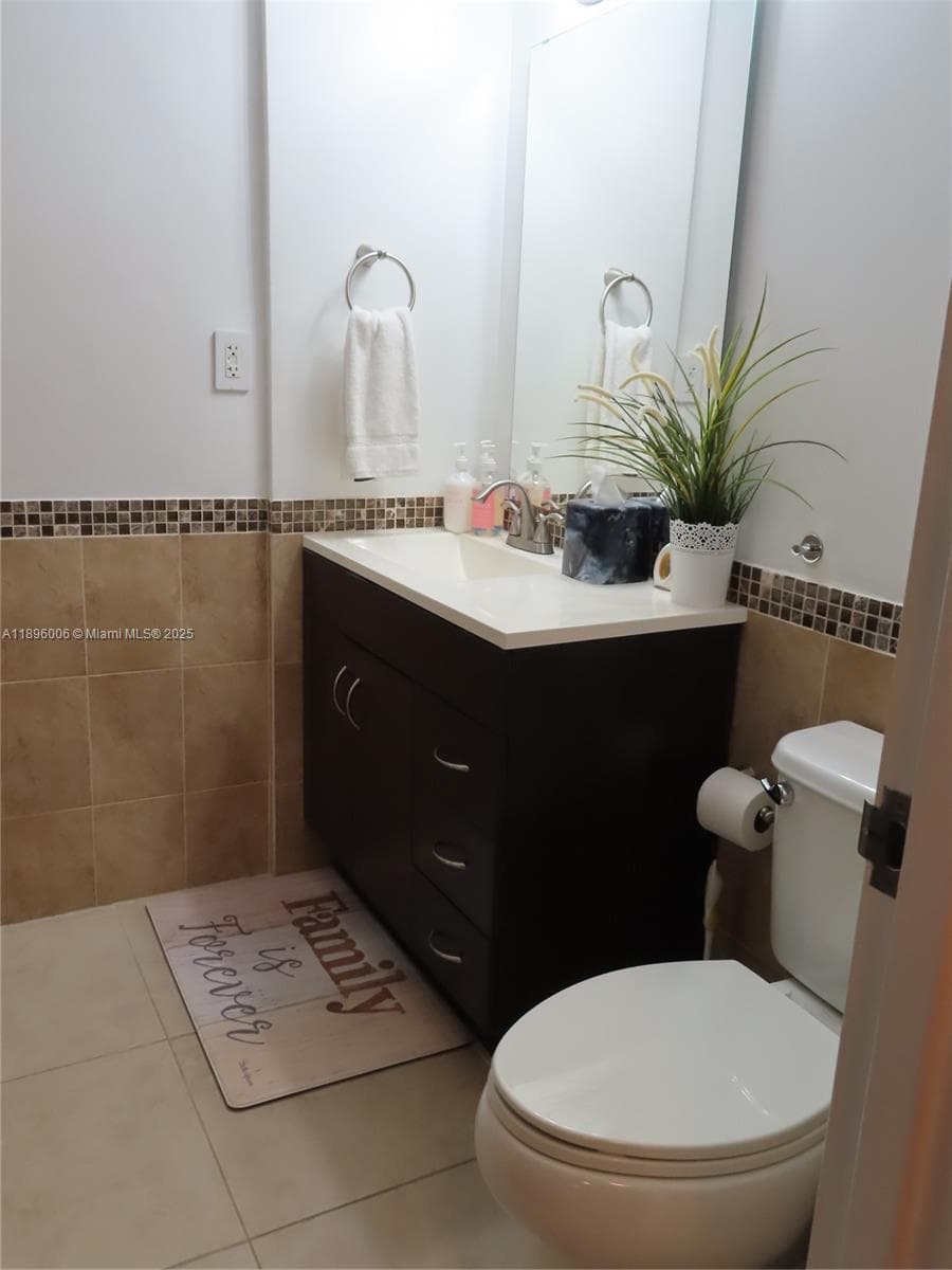 ARLEN BEACH CONDO · #419 in Miami Beach - Photo 23