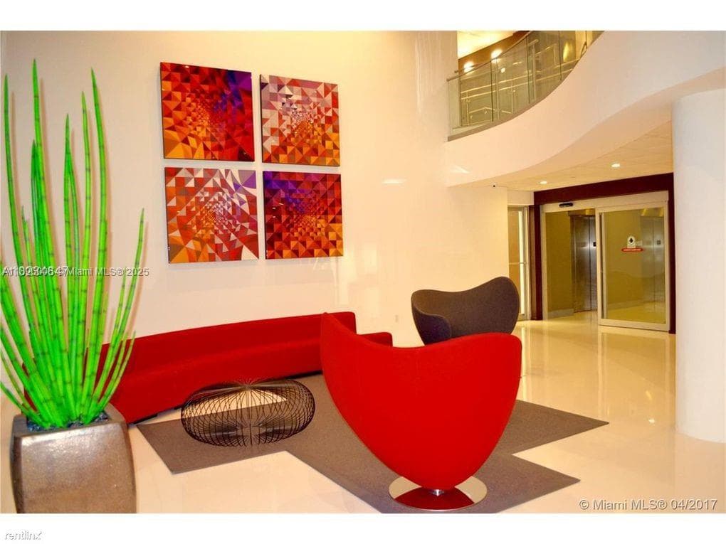 ARLEN BEACH CONDO · #419 in Miami Beach - Photo 46