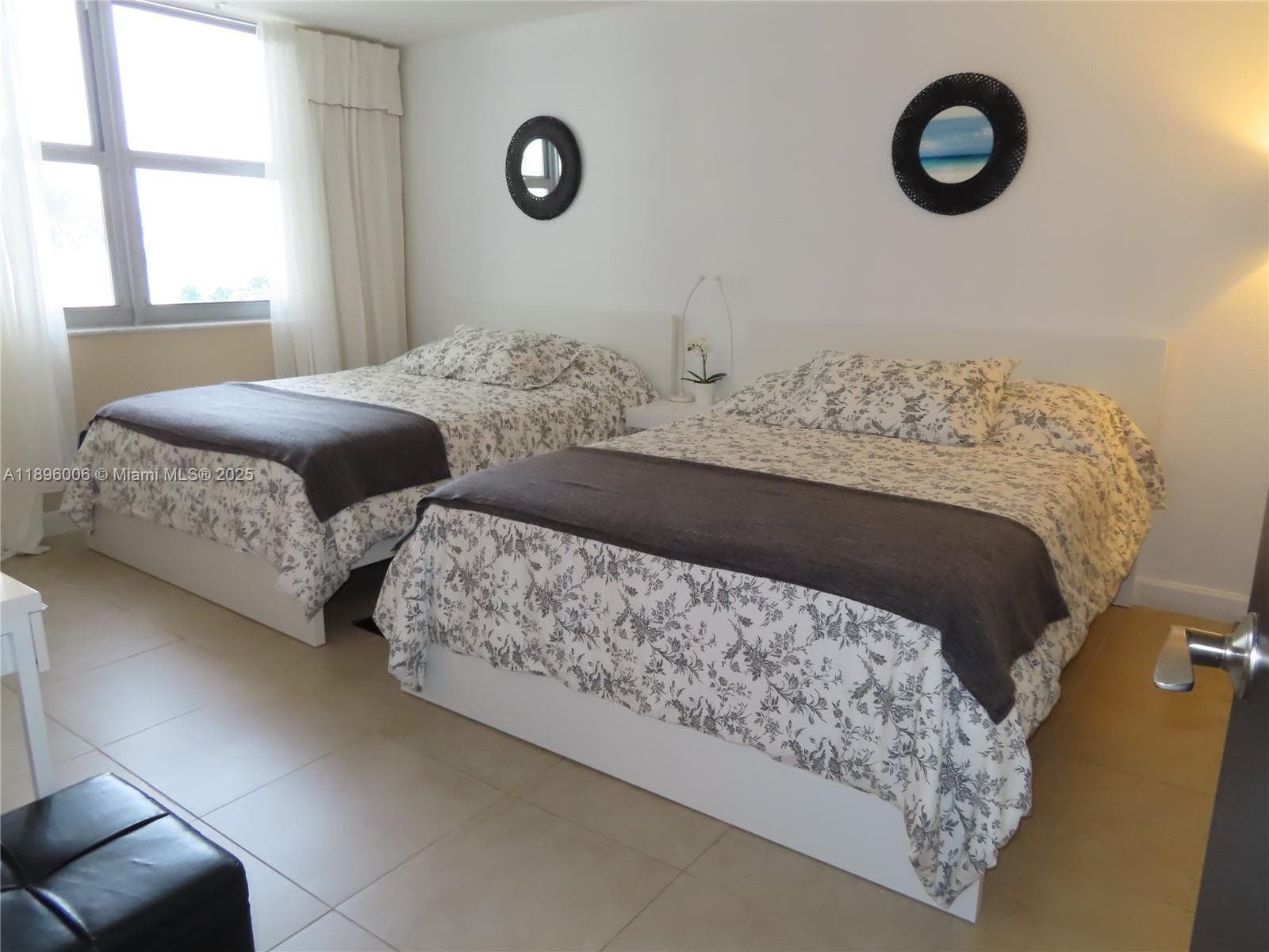 ARLEN BEACH CONDO · #419 in Miami Beach - Photo 16