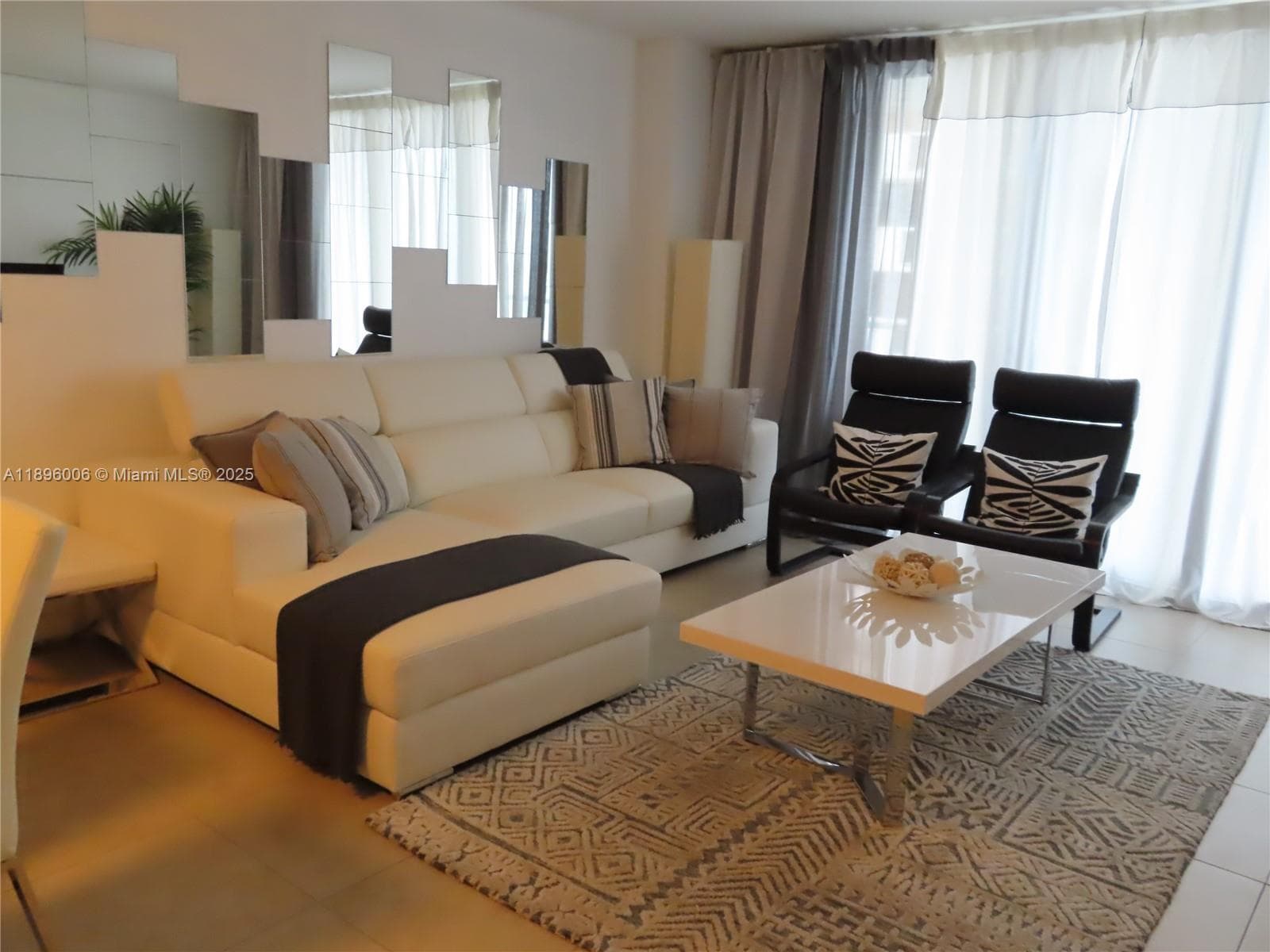 ARLEN BEACH CONDO · #419 in Miami Beach - Photo 5