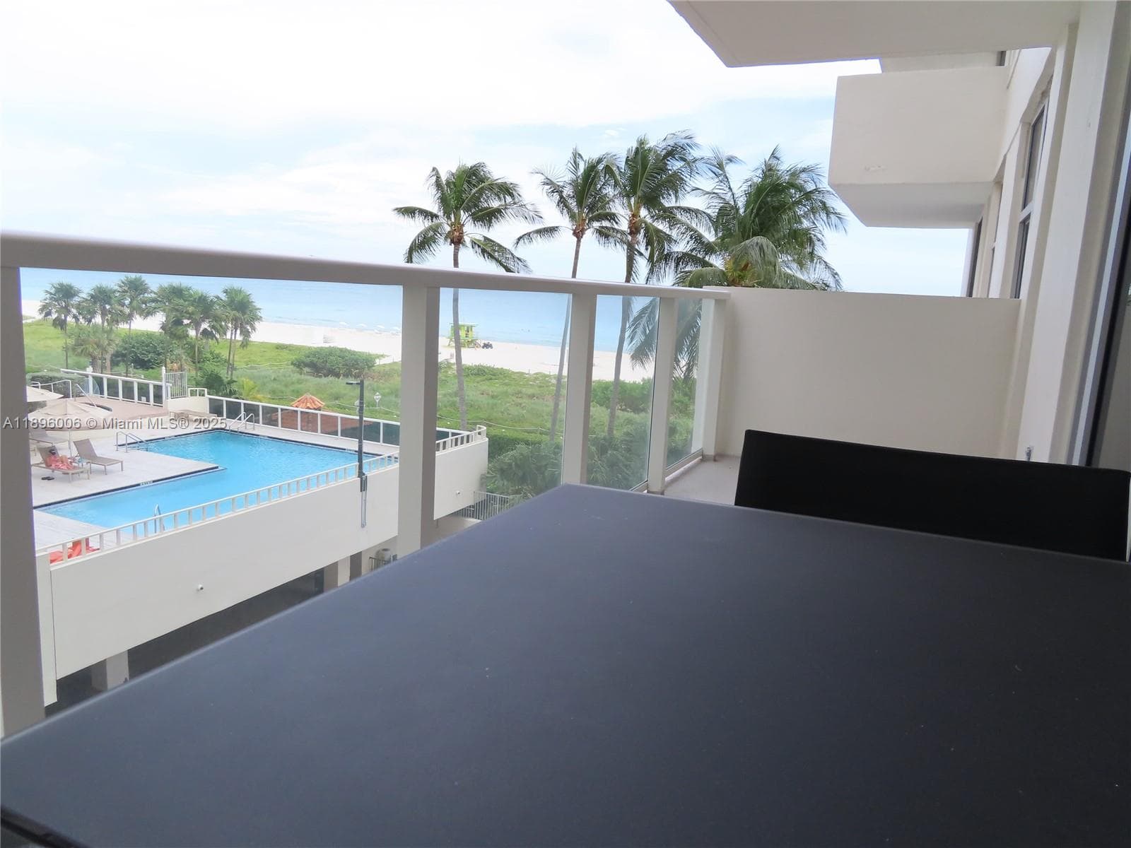 ARLEN BEACH CONDO · #419 in Miami Beach - Photo 11