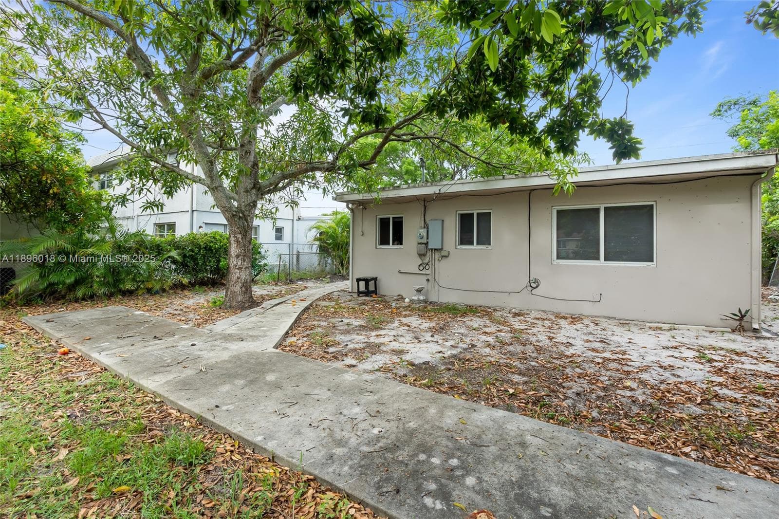 533 NW 20th Ave photo 23
