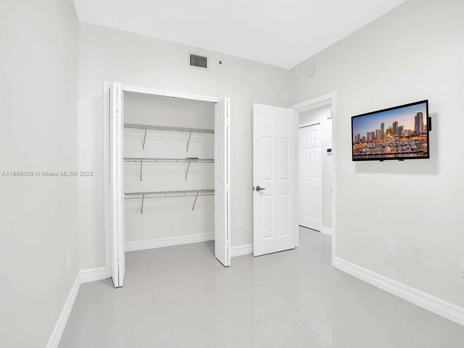 THE COURTS AT DORAL ISLES · #1325 in Doral - Photo 13