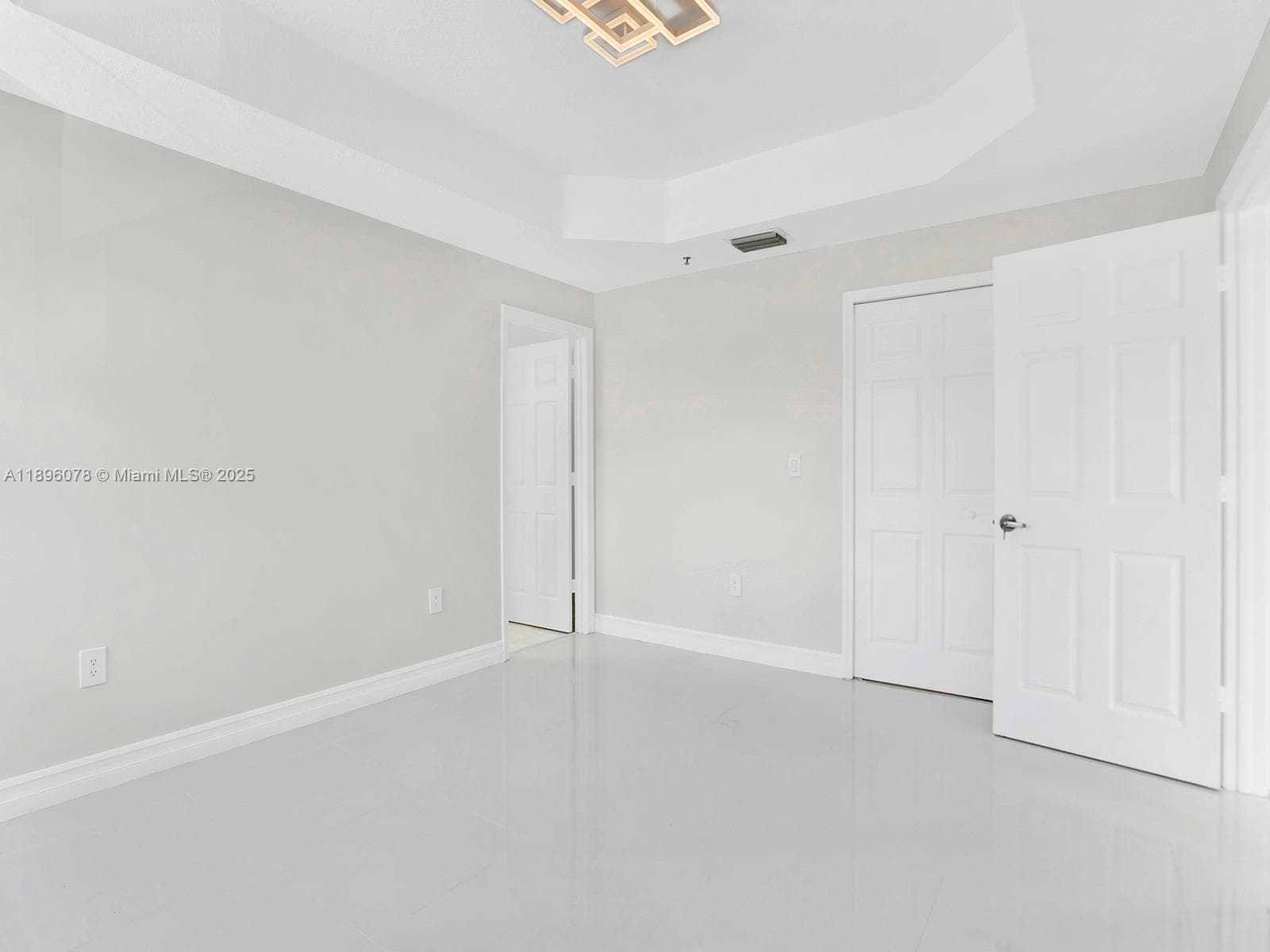 THE COURTS AT DORAL ISLES · #1325 in Doral - Photo 10