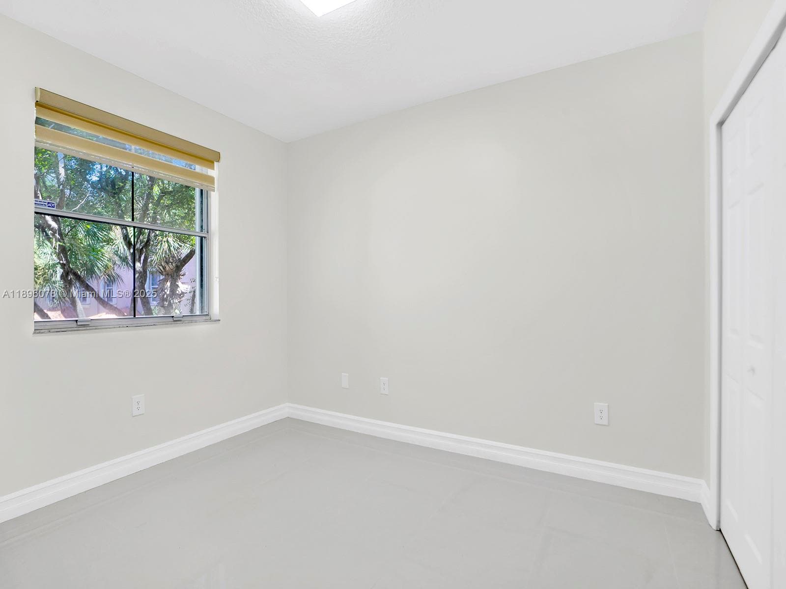 THE COURTS AT DORAL ISLES · #1325 in Doral - Photo 14