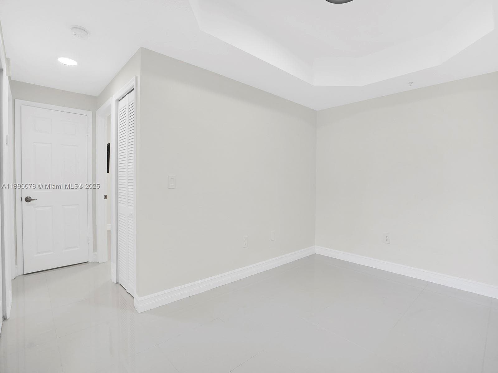 THE COURTS AT DORAL ISLES · #1325 in Doral - Photo 8
