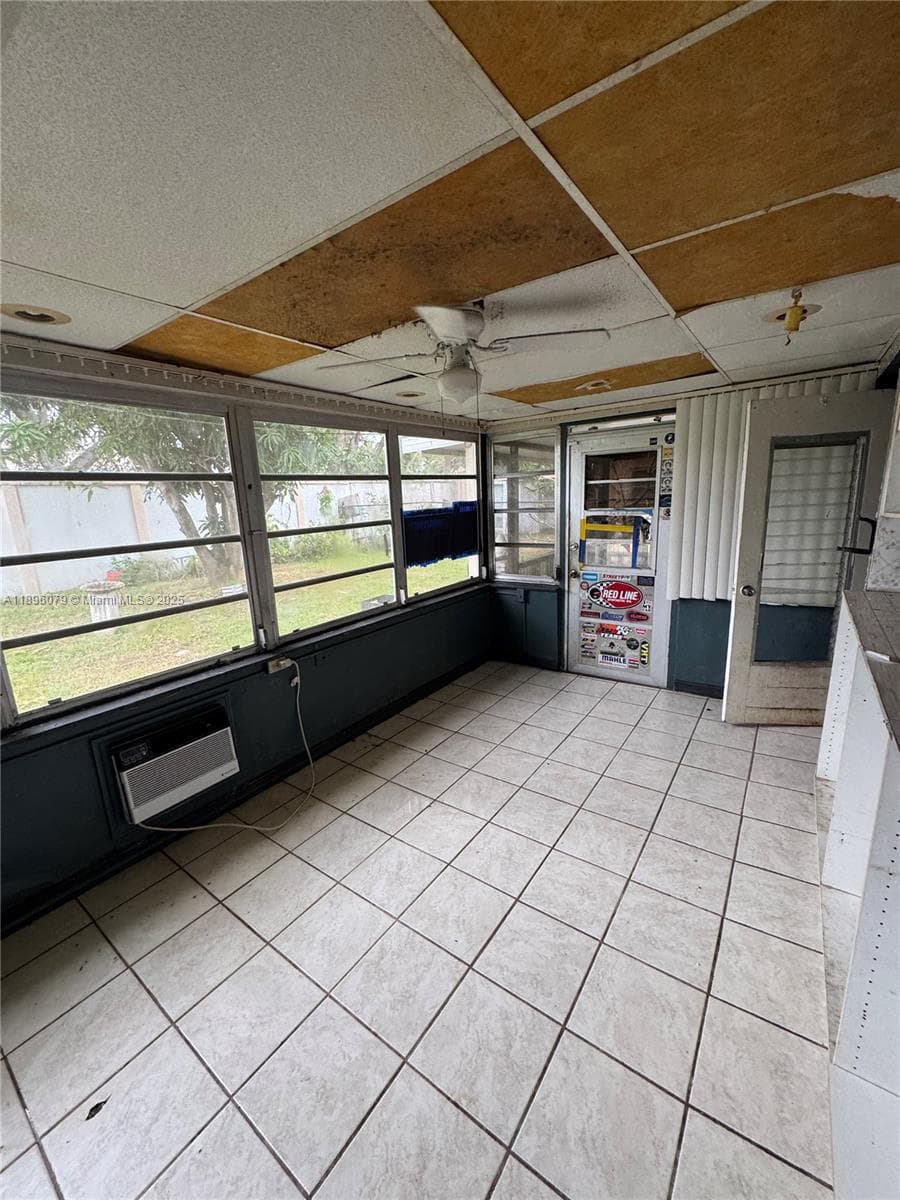 2605 NW 55th St photo 7