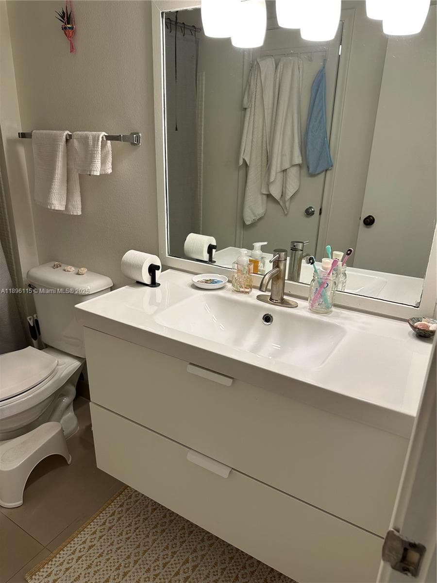 CAMINO CIRCLE CONDO · #310 in Kendall - Photo 16