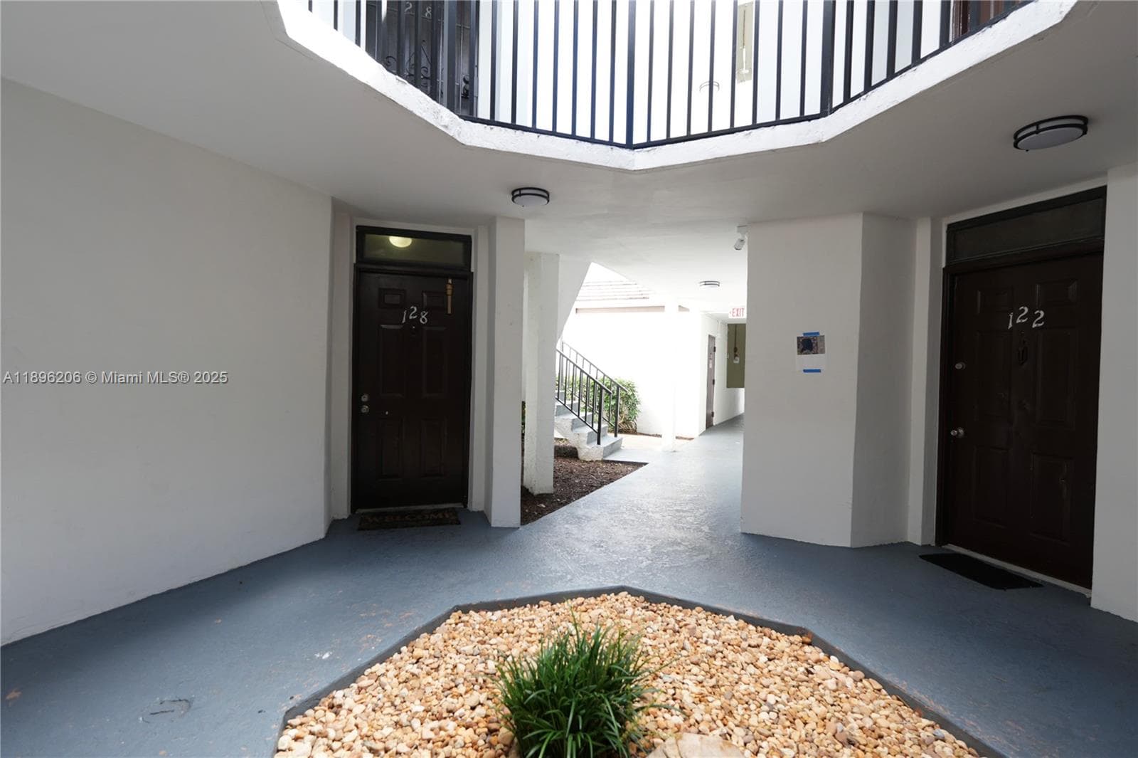 LAKE POINTE CONDOMINIUM · #128 in Oakland Park - Photo 23