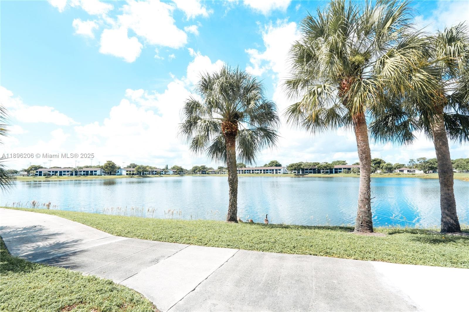 LAKE POINTE CONDOMINIUM · #128 in Oakland Park - Photo 26