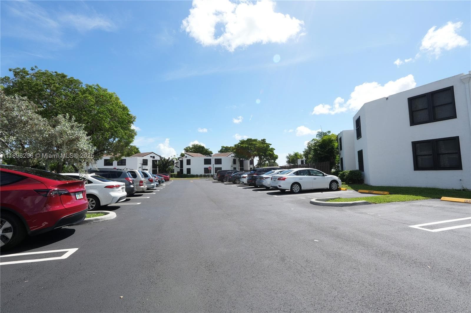 LAKE POINTE CONDOMINIUM · #128 in Oakland Park - Photo 32