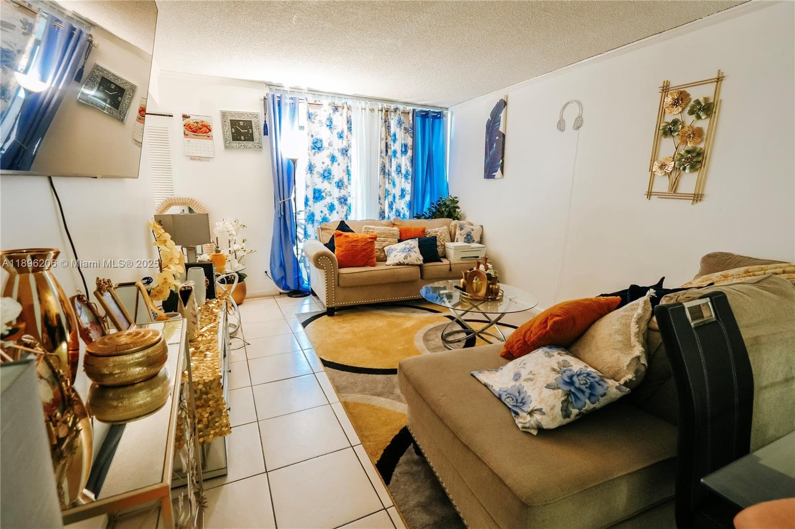 LAKE POINTE CONDOMINIUM · #128 in Oakland Park - Photo 1
