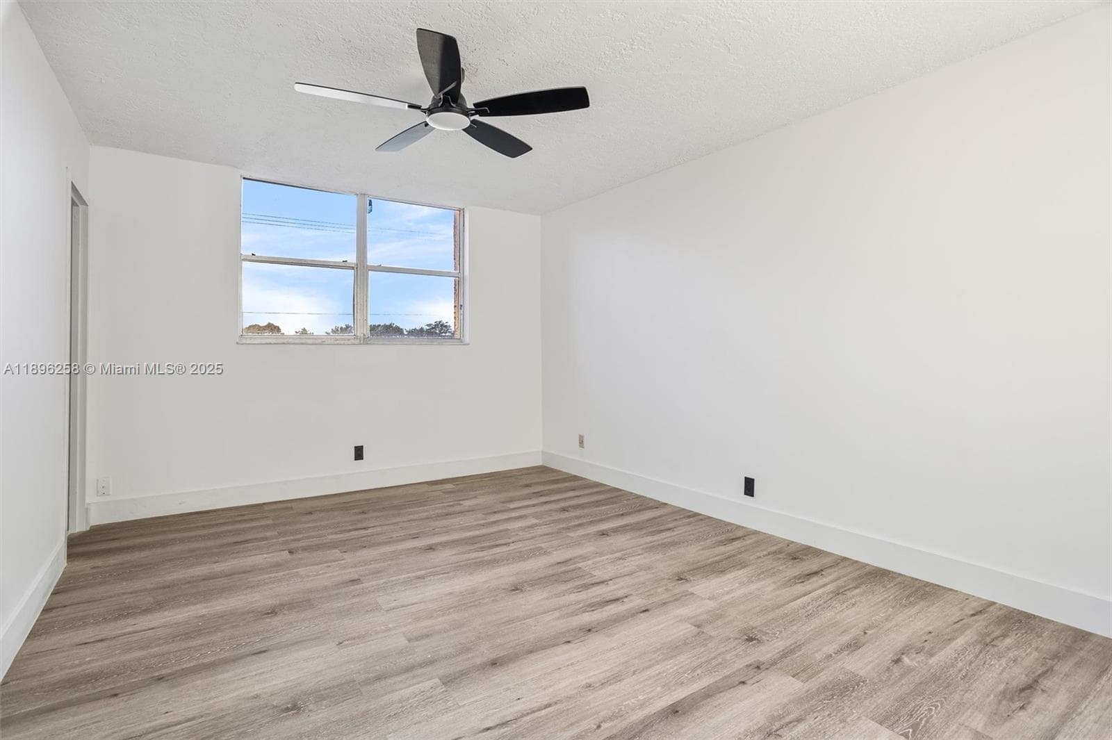 SOMERSET NO. SIX CONDO · #203 in Lauderdale Lakes - Photo 29