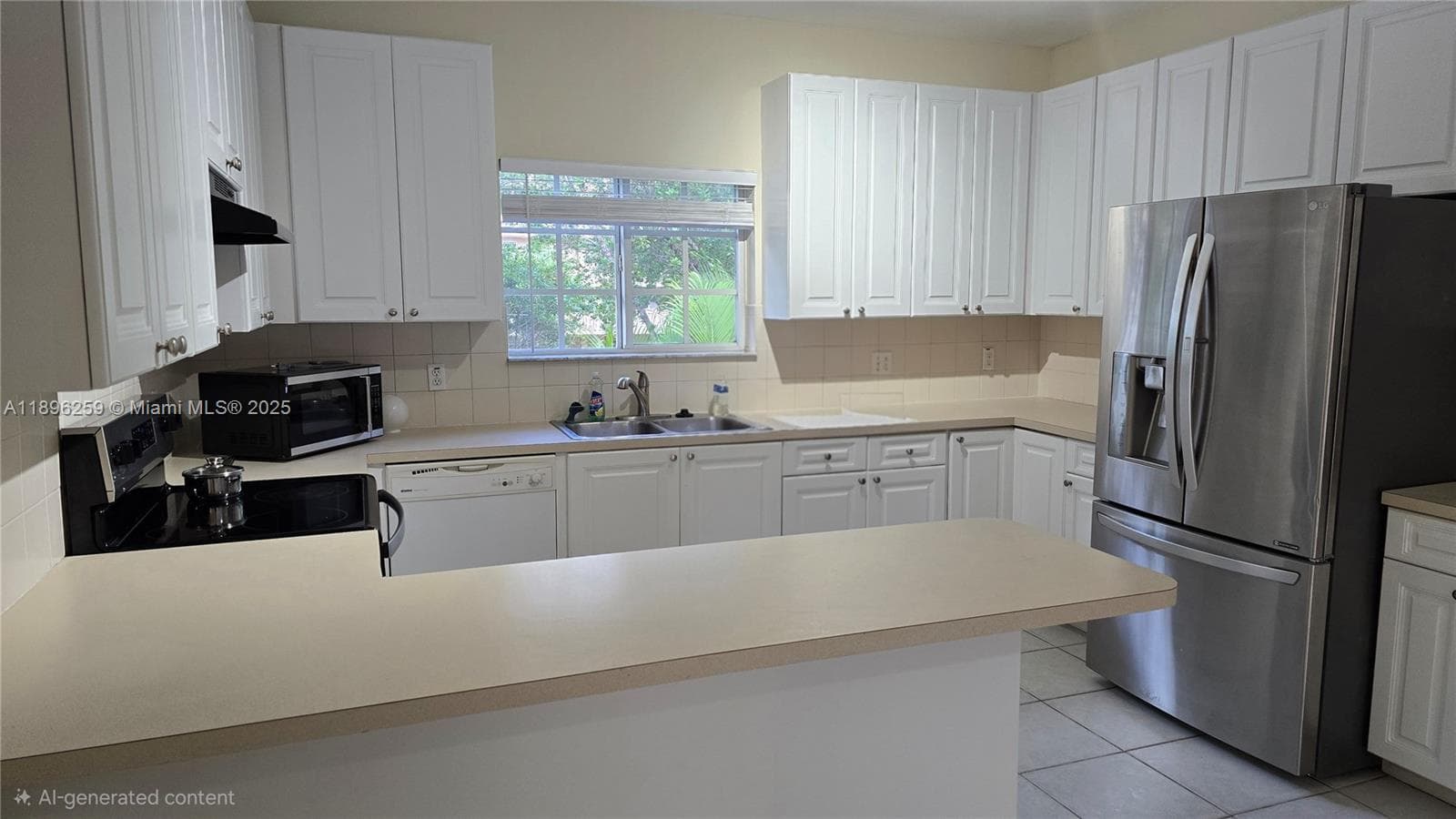 WASHINGTON PALMS CONDO · #12 in Hollywood - Photo 2