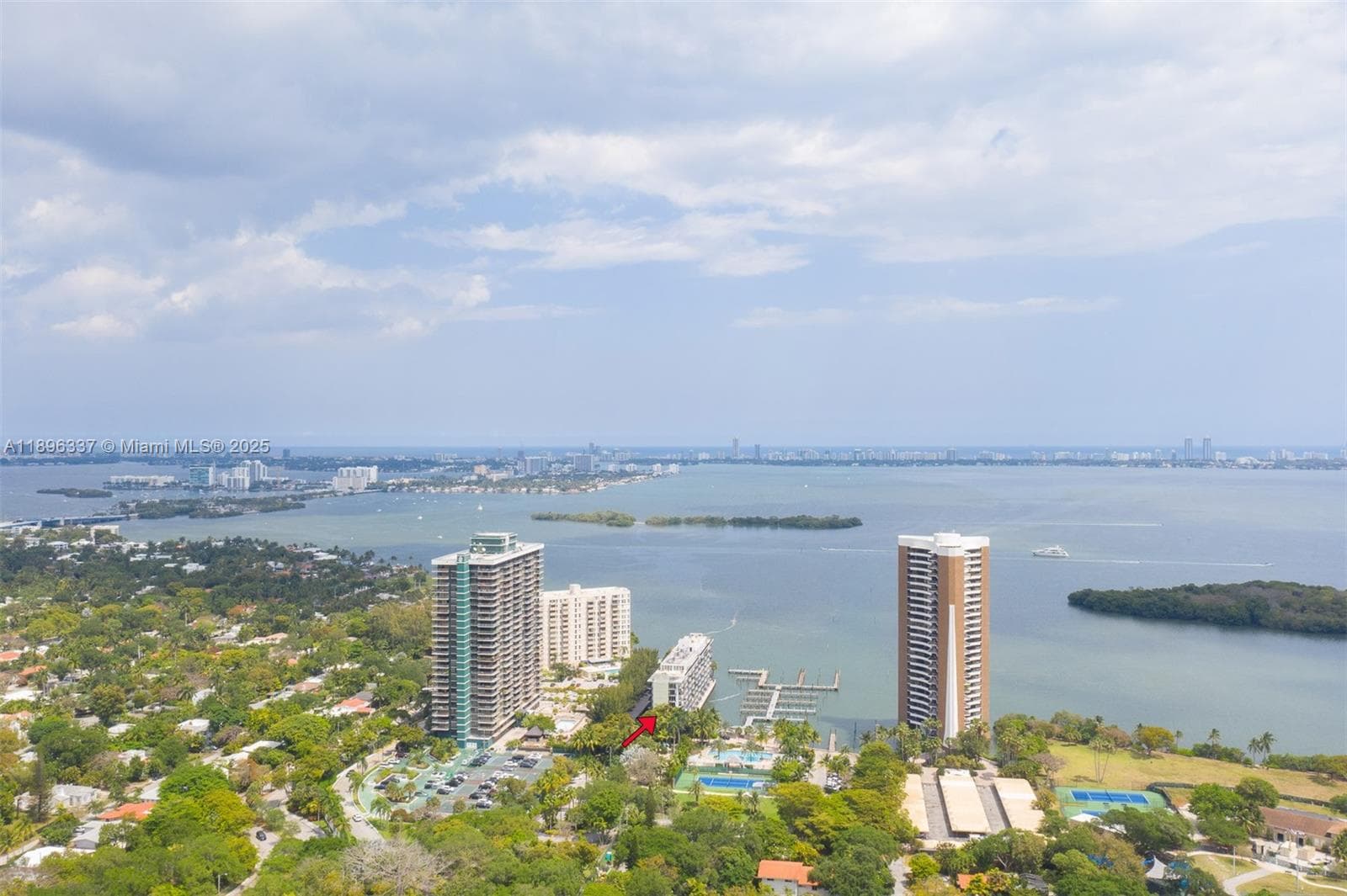 PALM BAY CONDOMINIUM · #1B in Miami - Photo 1