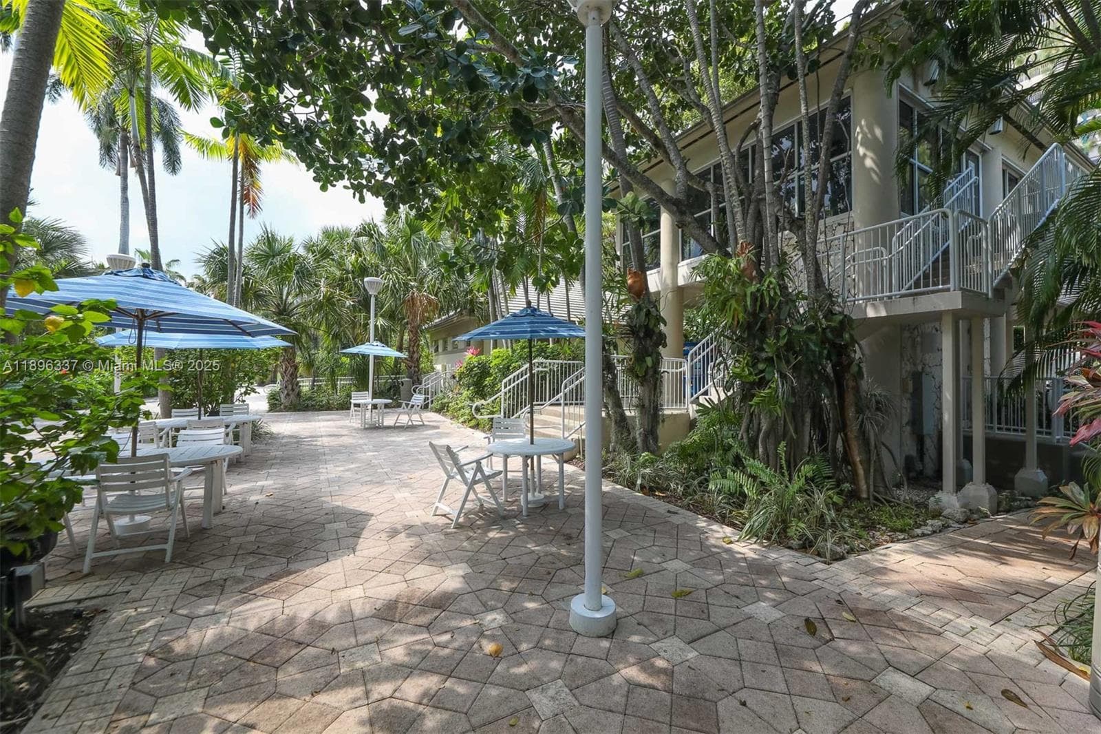 PALM BAY CONDOMINIUM · #1B in Miami - Photo 10
