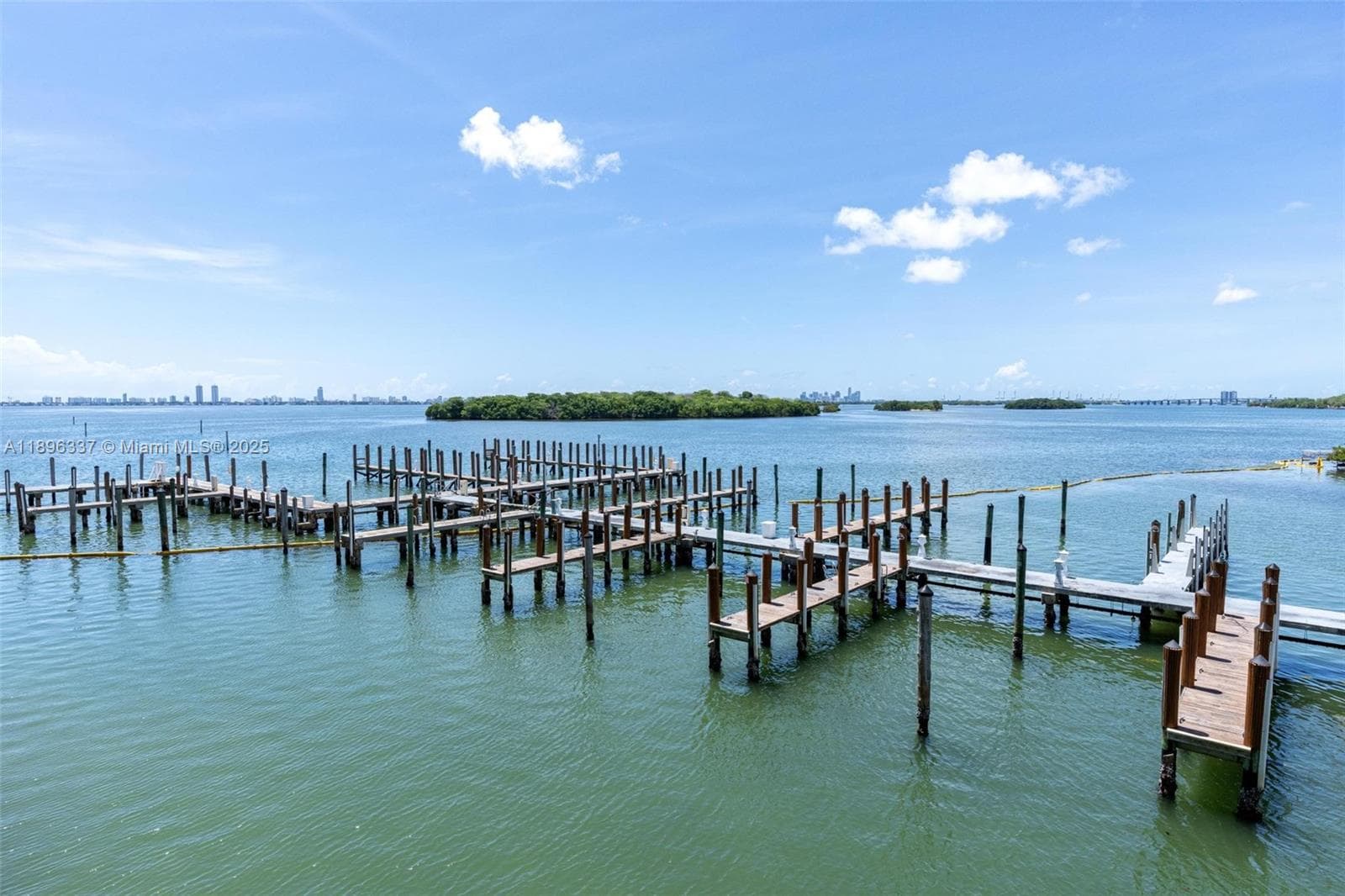PALM BAY CONDOMINIUM · #1B in Miami - Photo 11