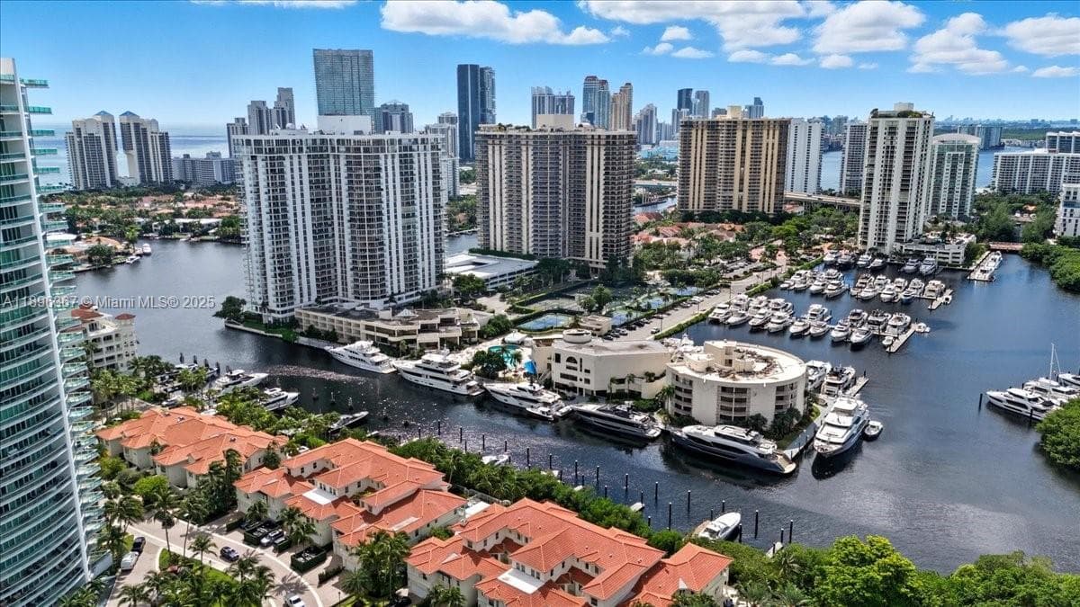 TURNBERRY VLG NO TOWER CO · #516 in Aventura - Photo 56