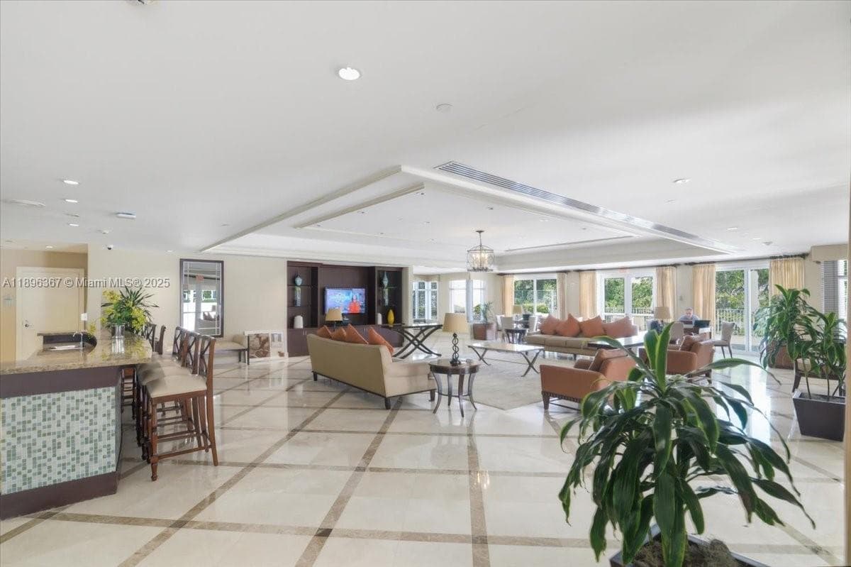 TURNBERRY VLG NO TOWER CO · #516 in Aventura - Photo 43