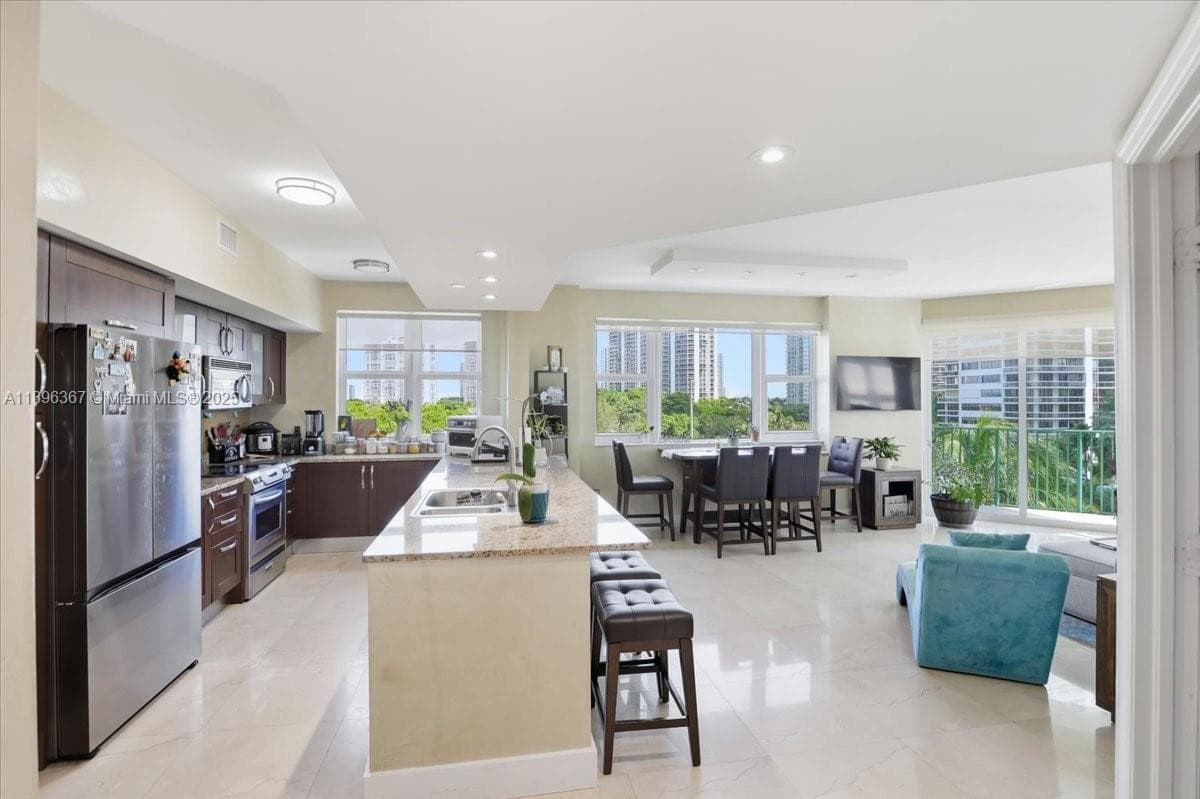 TURNBERRY VLG NO TOWER CO · #516 in Aventura - Photo 16