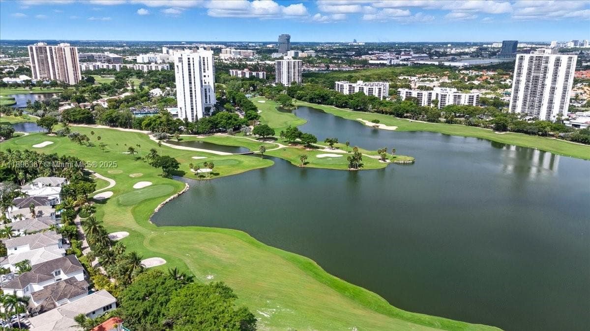 TURNBERRY VLG NO TOWER CO · #516 in Aventura - Photo 58