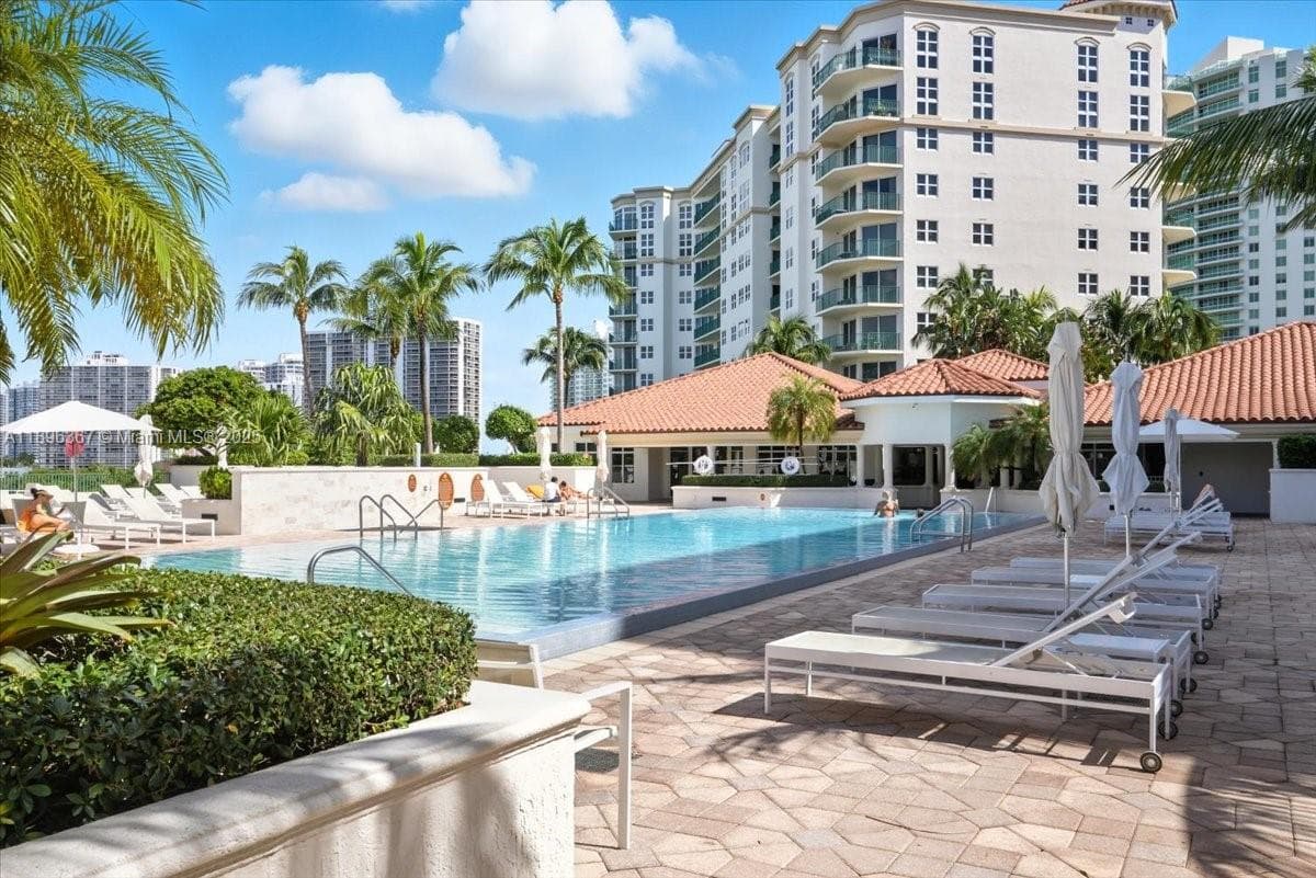 TURNBERRY VLG NO TOWER CO · #516 in Aventura - Photo 40