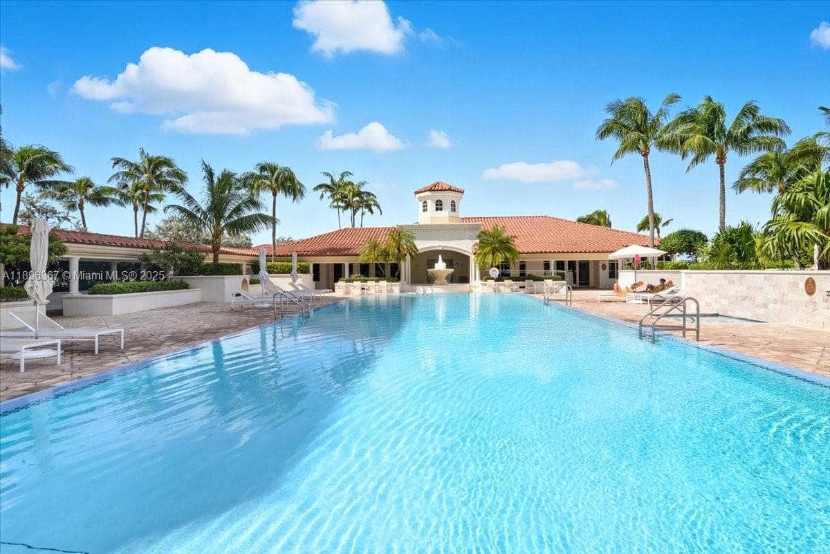 TURNBERRY VLG NO TOWER CO · #516 in Aventura - Photo 39