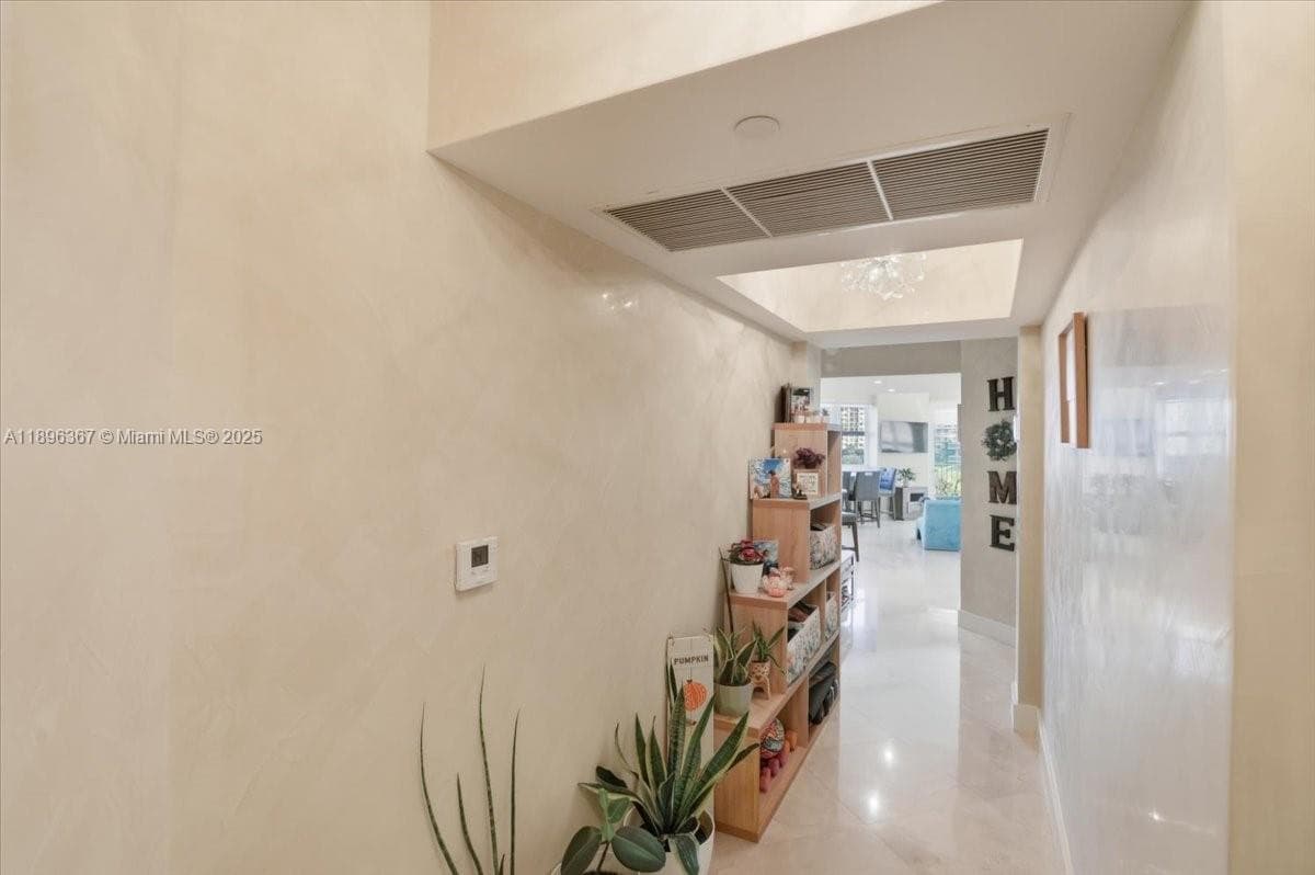 TURNBERRY VLG NO TOWER CO · #516 in Aventura - Photo 8