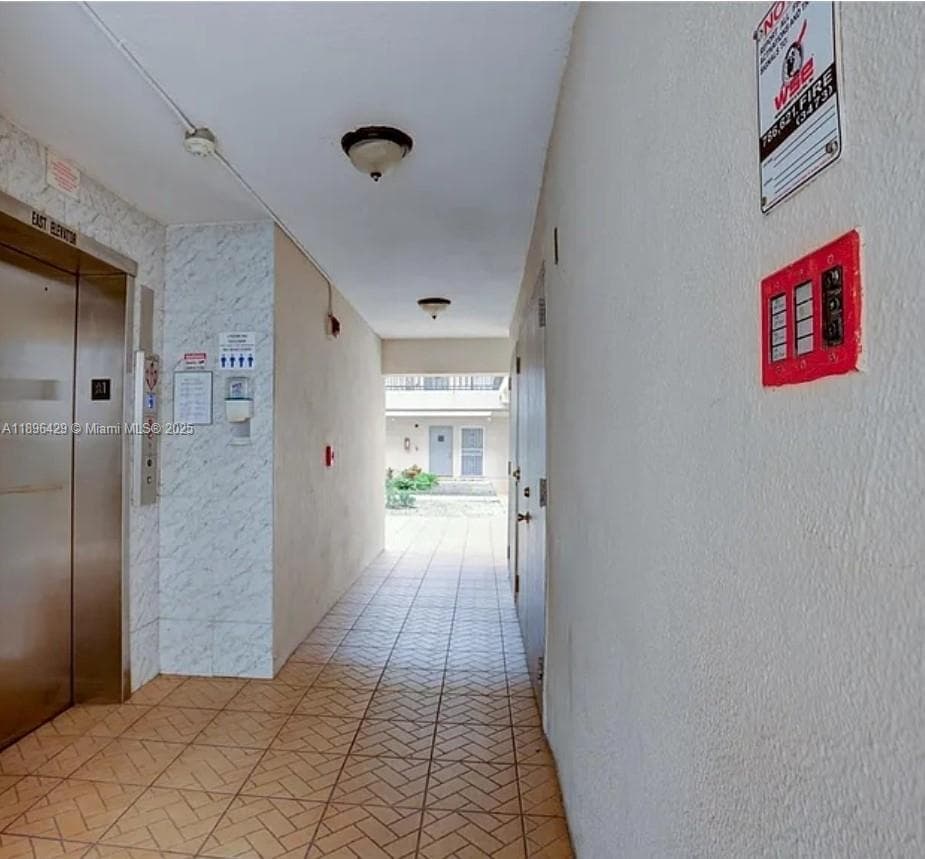 EL LAGO CONDO · #E408 in Miami - Photo 7