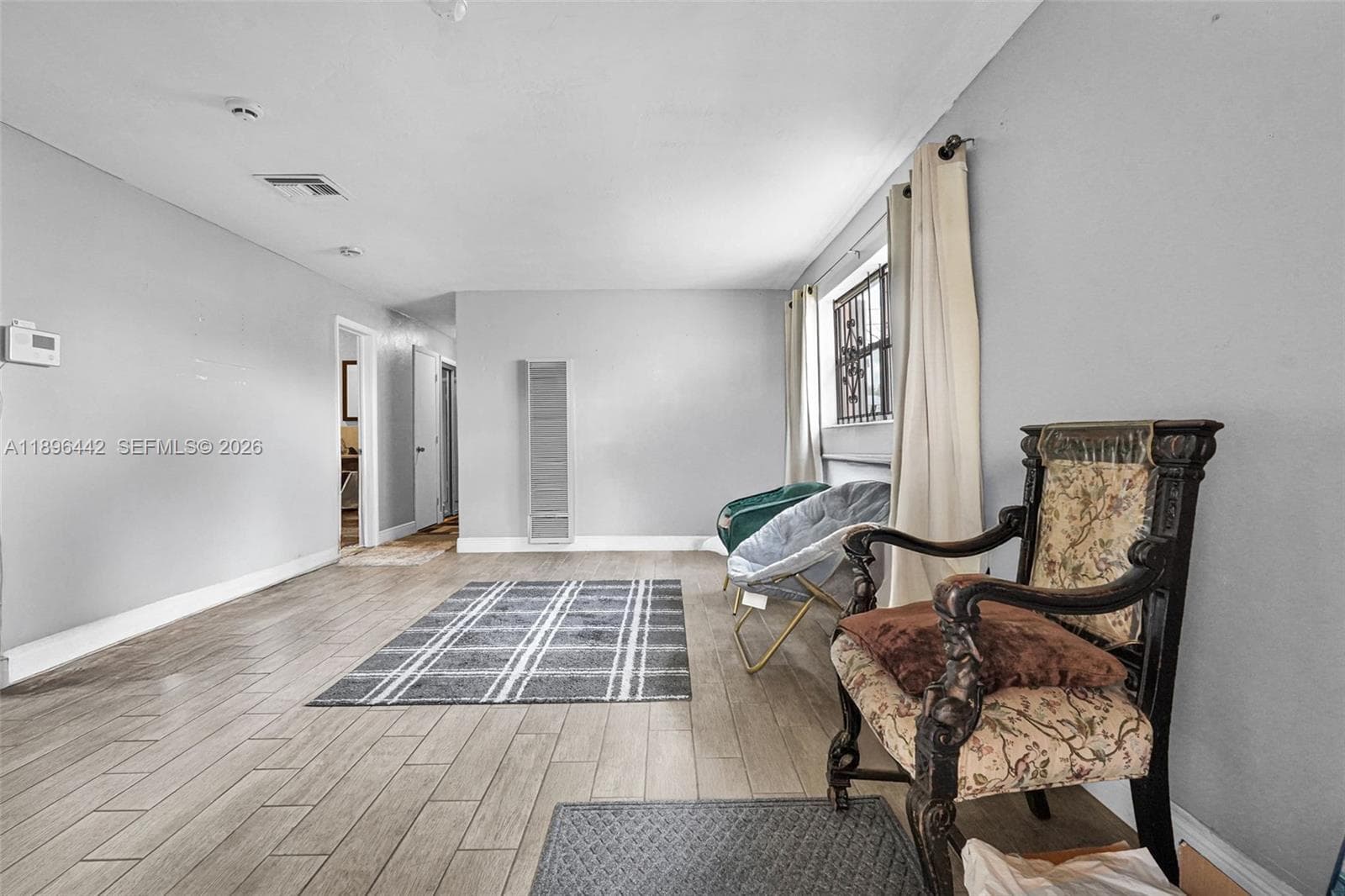 5424 Mayo St photo 5