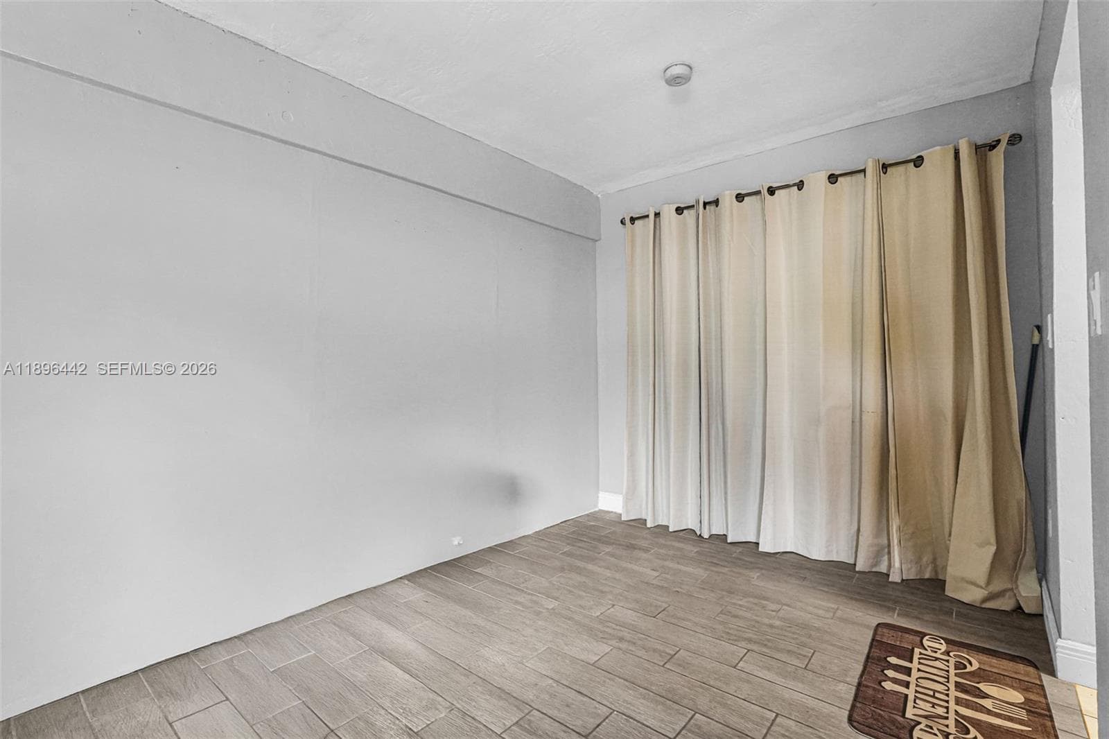 5424 Mayo St photo 11