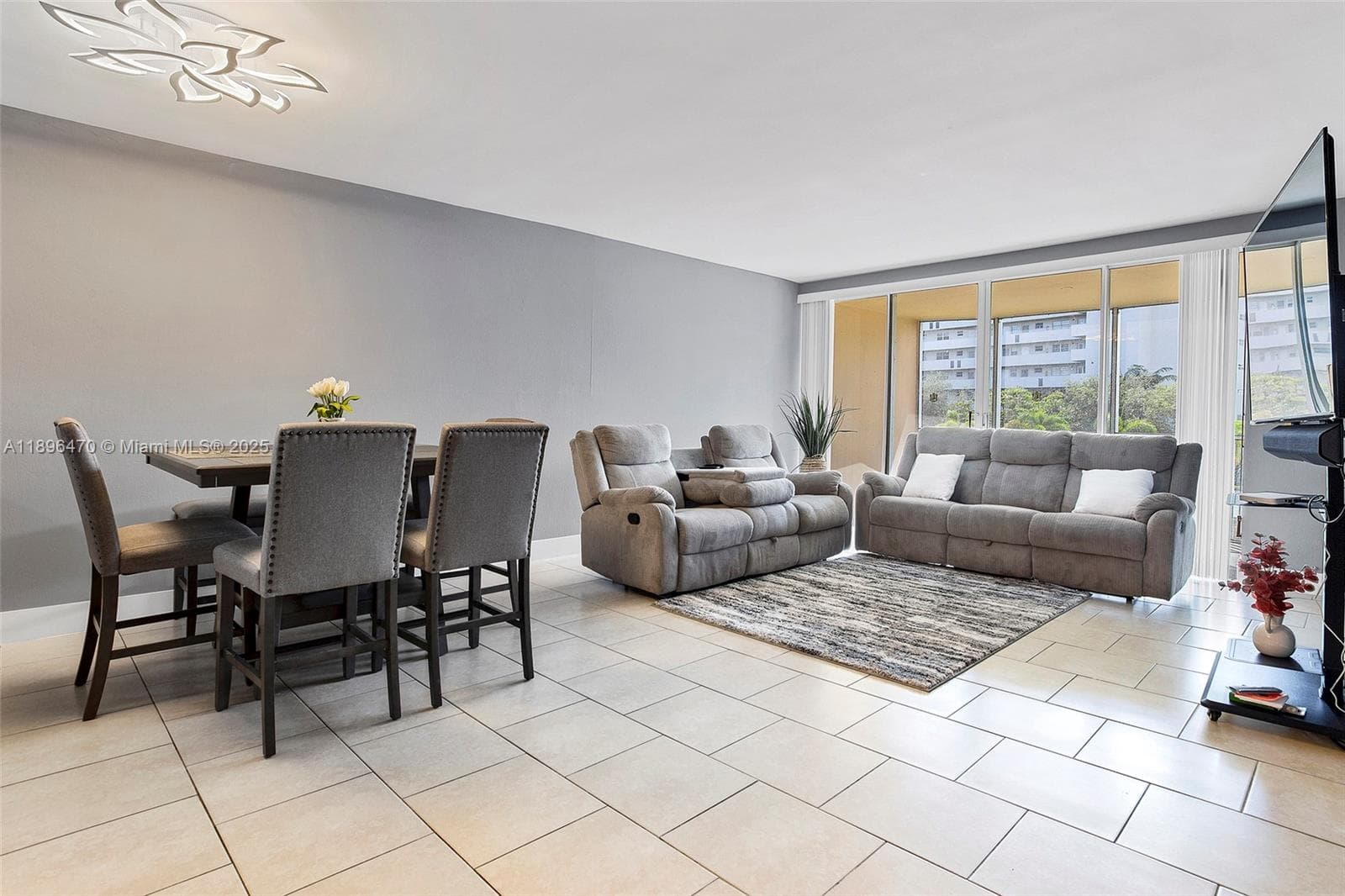 JADE WINDS GROUP · #309-2 in Miami - Photo 3